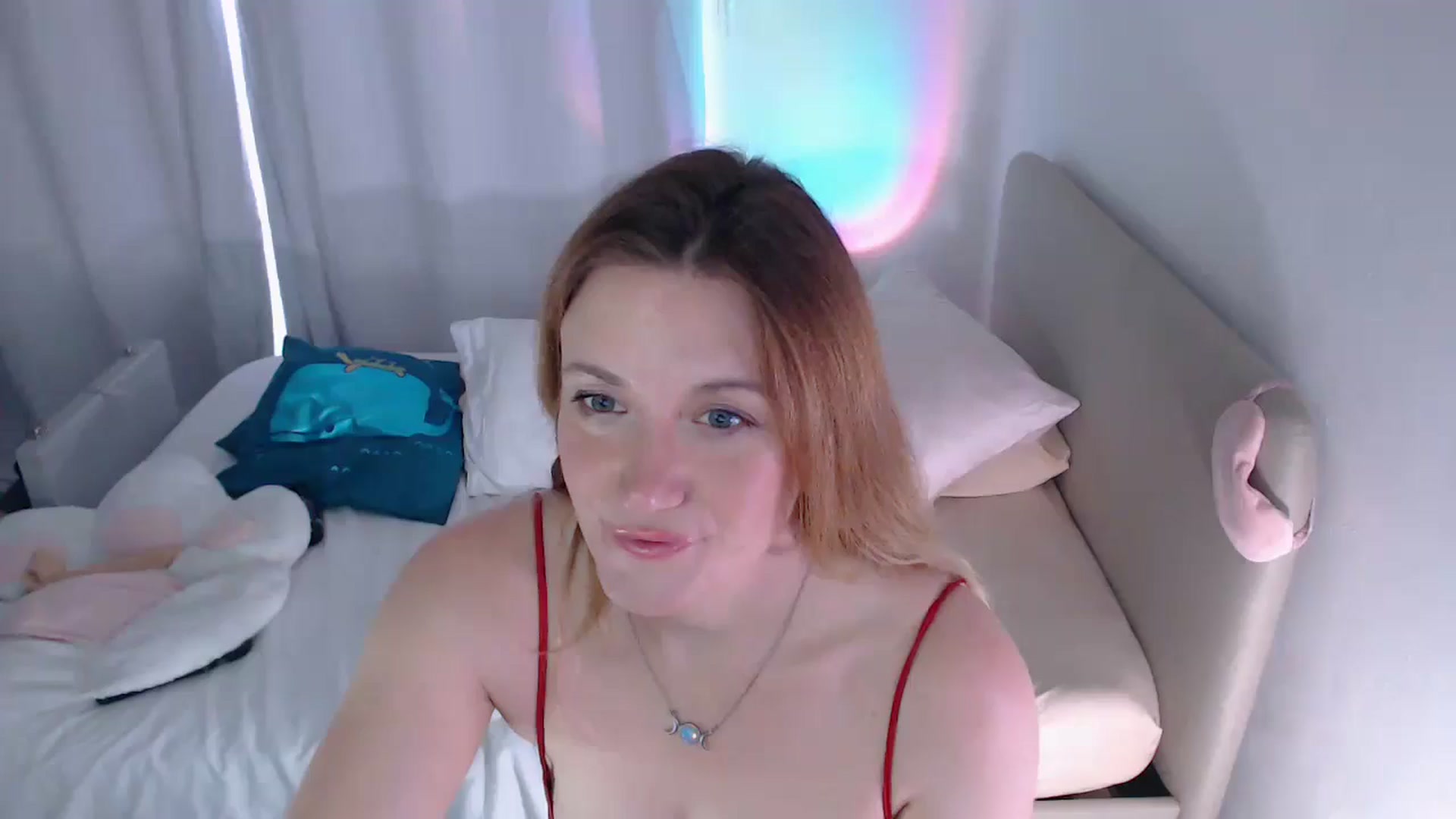 Gallery image thumbnail from xDaisyx's myfreecams stream on, 08/01/2024, 16:11 image 10 of 20
