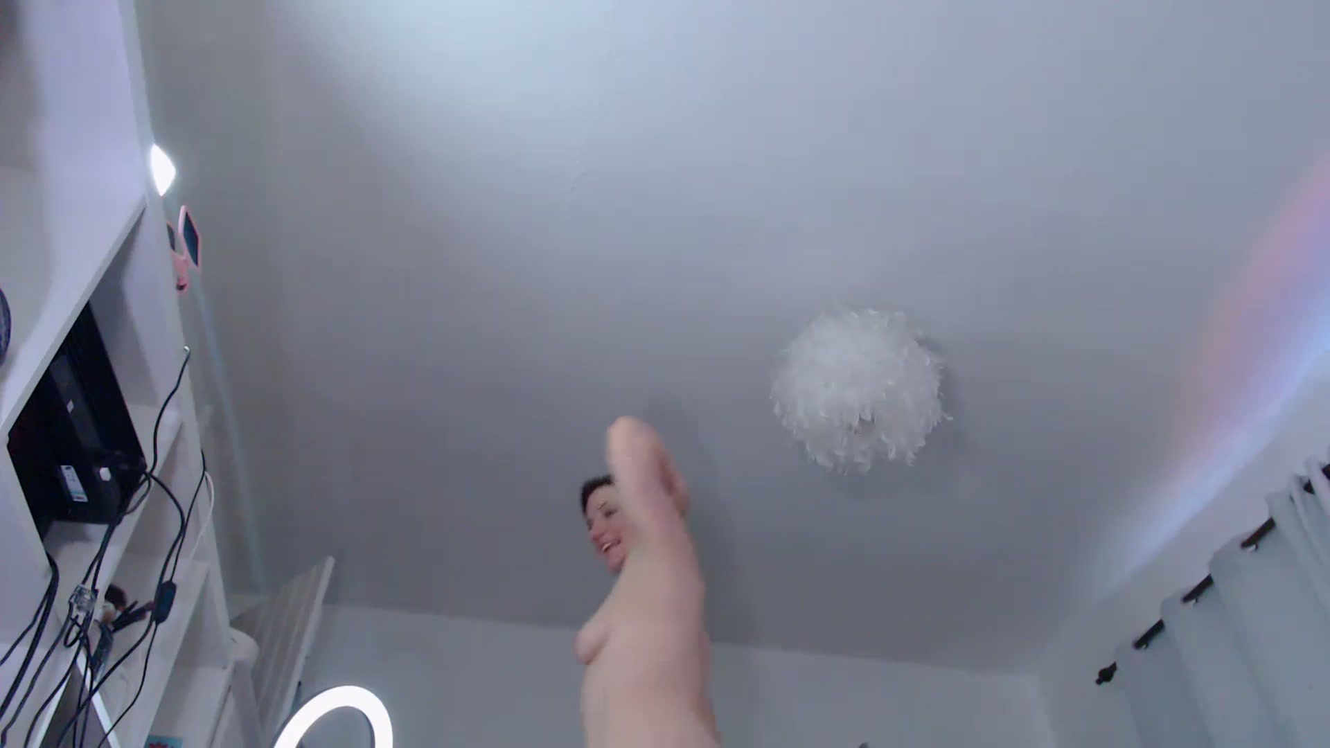 Gallery image thumbnail from xDaisyx's myfreecams stream on, 08/01/2024, 19:40 image 13 of 20