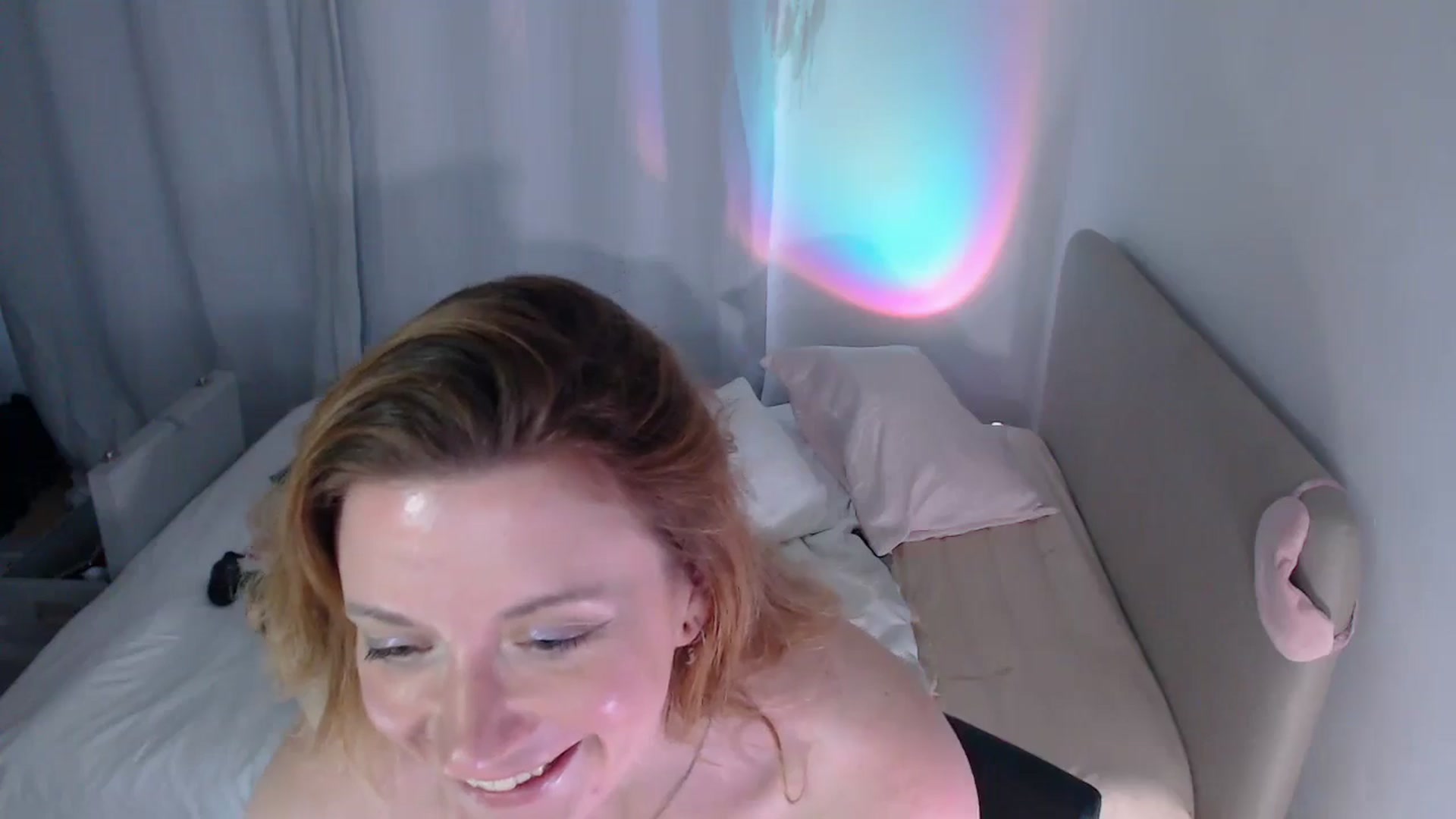 Gallery image thumbnail from xDaisyx's myfreecams stream on, 08/01/2024, 19:40 image 4 of 20