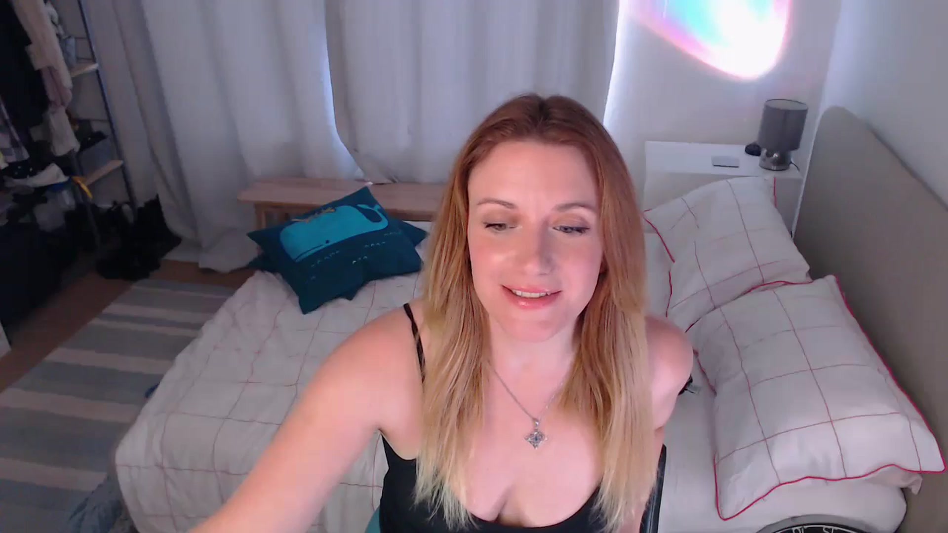 Gallery image thumbnail from xDaisyx's myfreecams stream on, 08/15/2024, 15:38 image 11 of 20