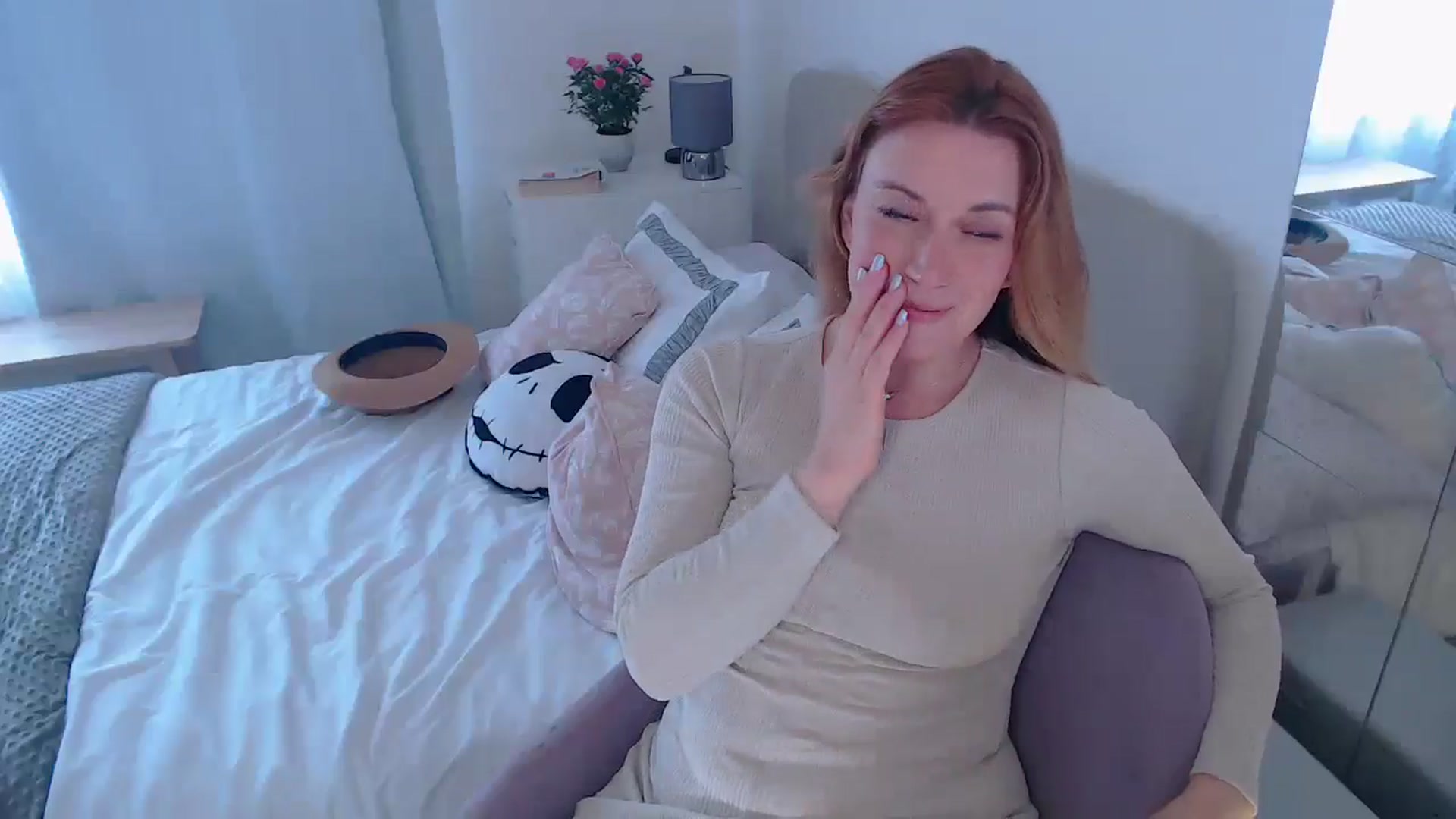 Gallery image thumbnail from xDaisyx's myfreecams stream on, 08/20/2024, 14:00 image 7 of 20