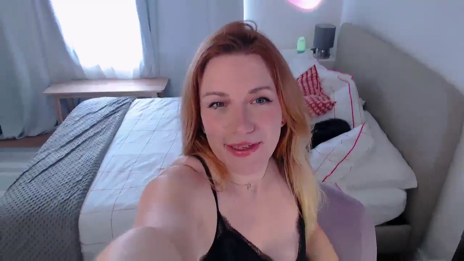 Gallery image thumbnail from xDaisyx's myfreecams stream on, 08/26/2024, 14:20 image 8 of 20