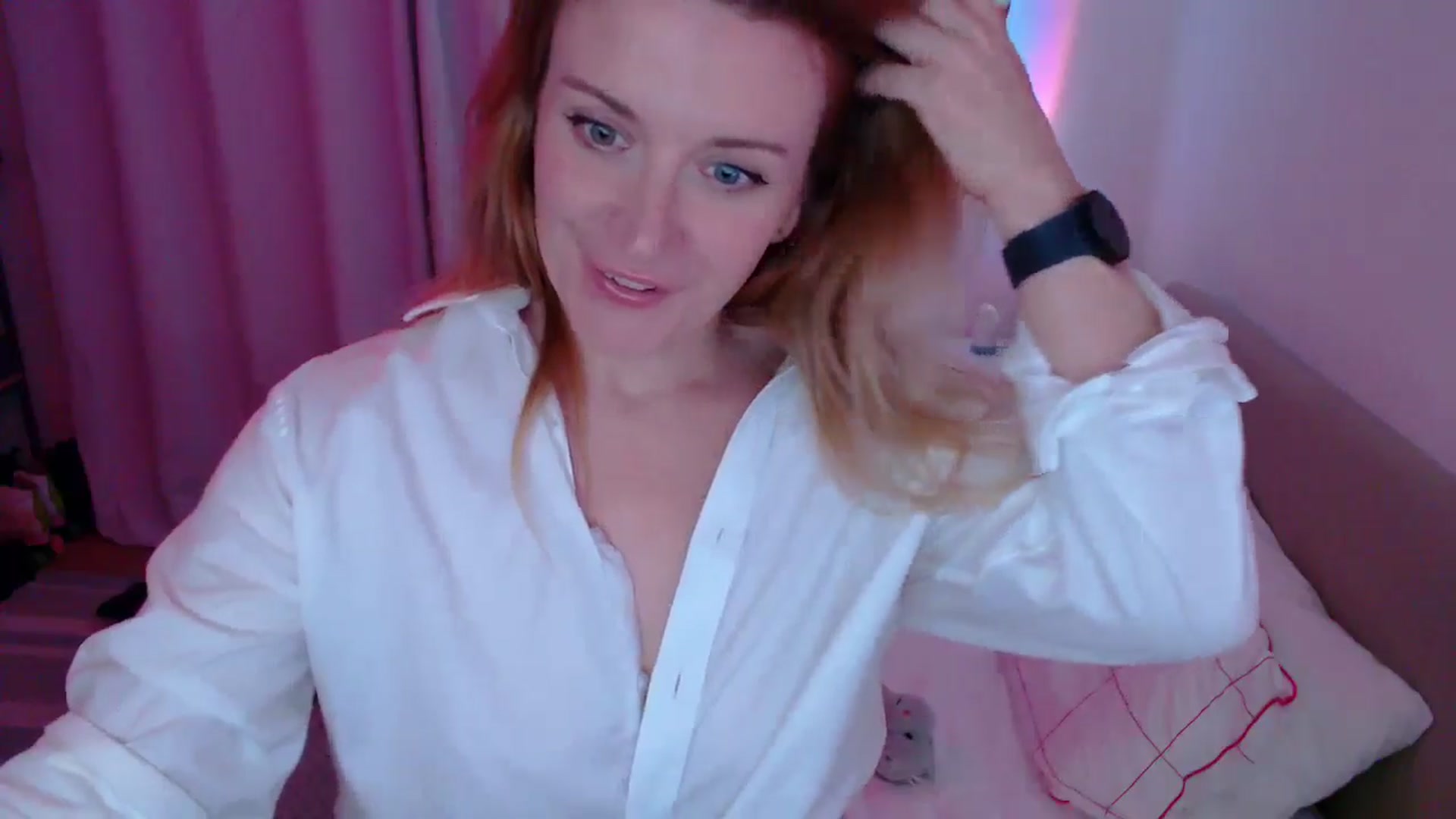 Gallery image thumbnail from xDaisyx's myfreecams stream on, 08/31/2024, 24:01 image 7 of 20