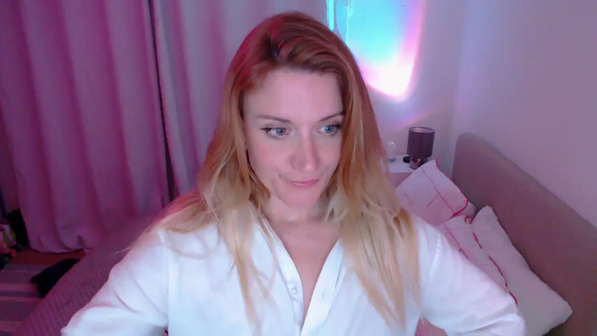 Gallery image thumbnail from xDaisyx's myfreecams stream on, 08/31/2024, 24:01 image 5 of 20
