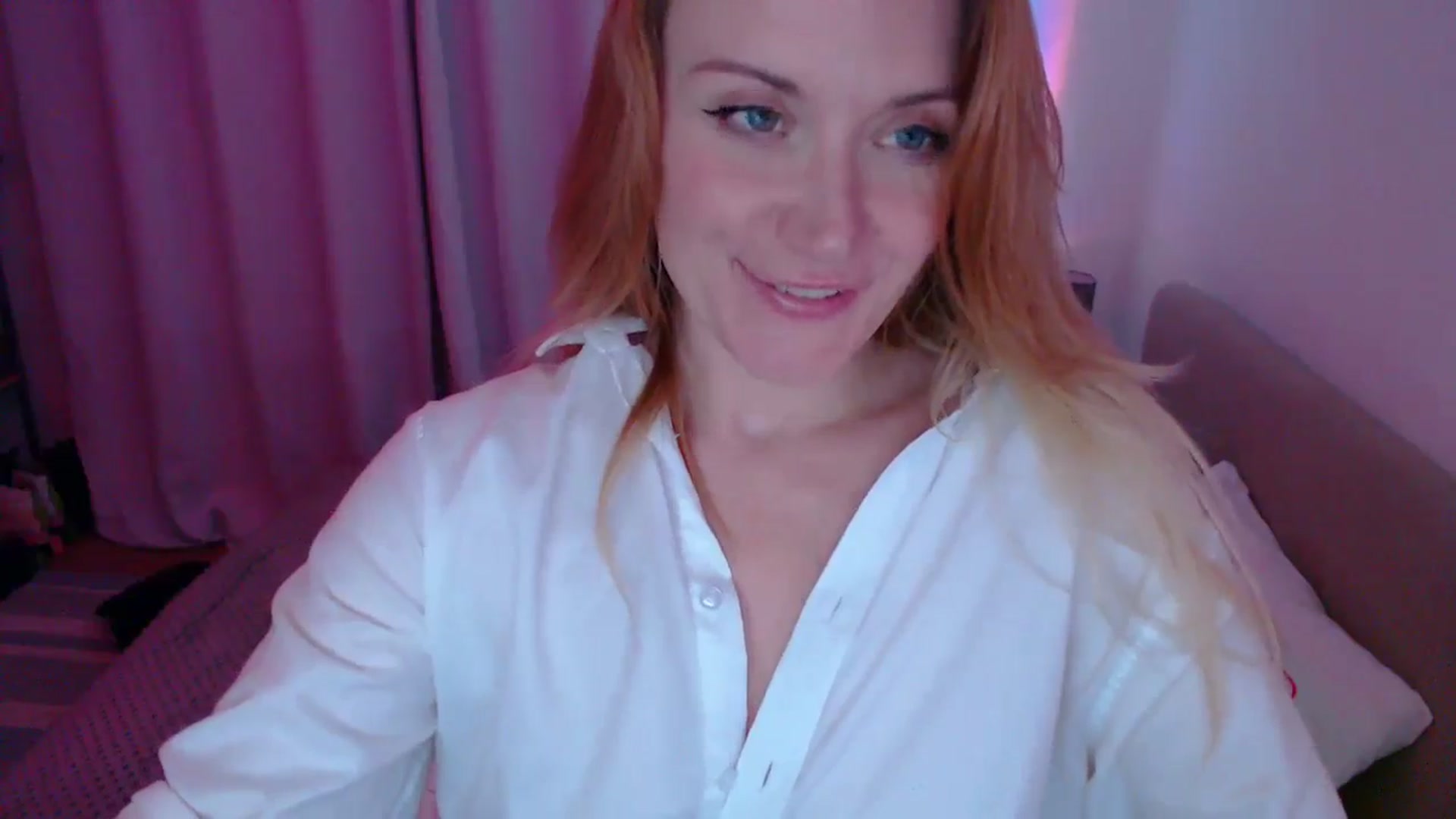 Gallery image thumbnail from xDaisyx's myfreecams stream on, 08/31/2024, 24:01 image 8 of 20