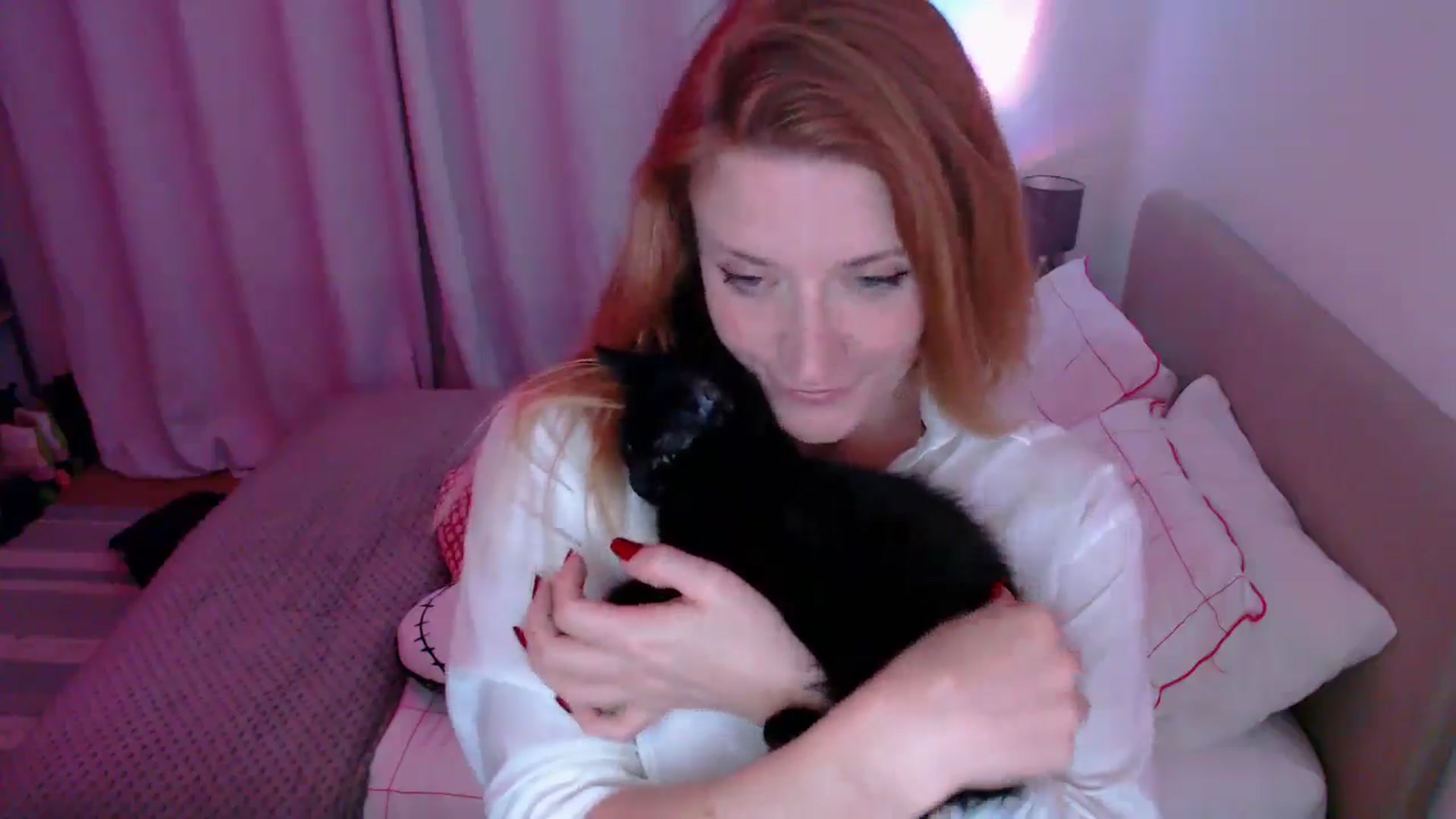 Gallery image thumbnail from xDaisyx's myfreecams stream on, 08/31/2024, 24:01 image 3 of 20