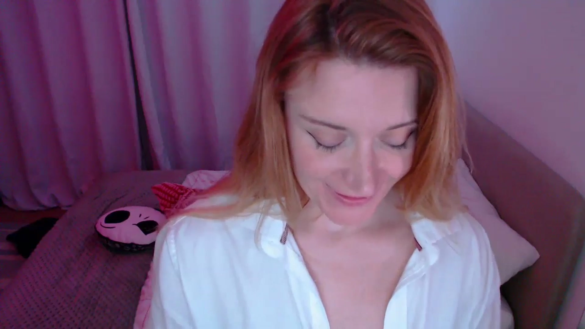 Gallery image thumbnail from xDaisyx's myfreecams stream on, 08/31/2024, 24:16 image 10 of 20
