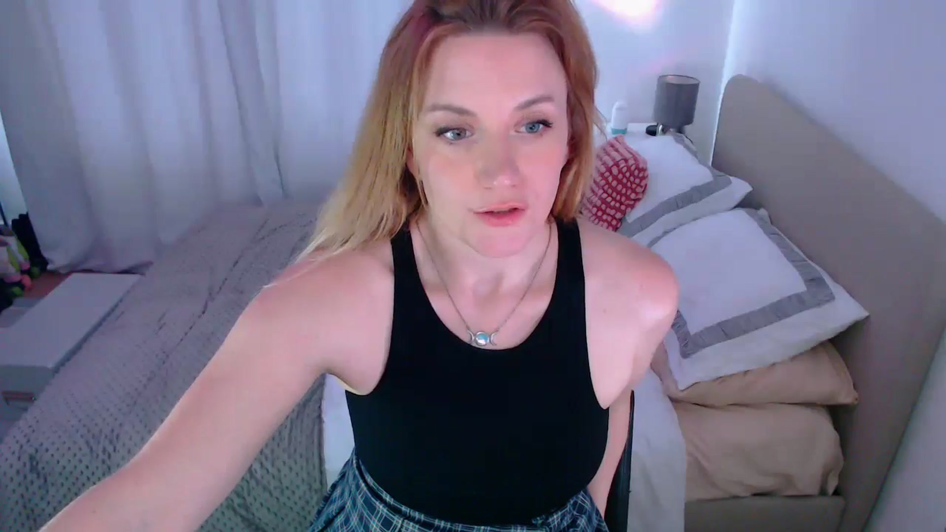 Gallery image thumbnail from xDaisyx's myfreecams stream on, 09/03/2024, 15:13 image 20 of 20