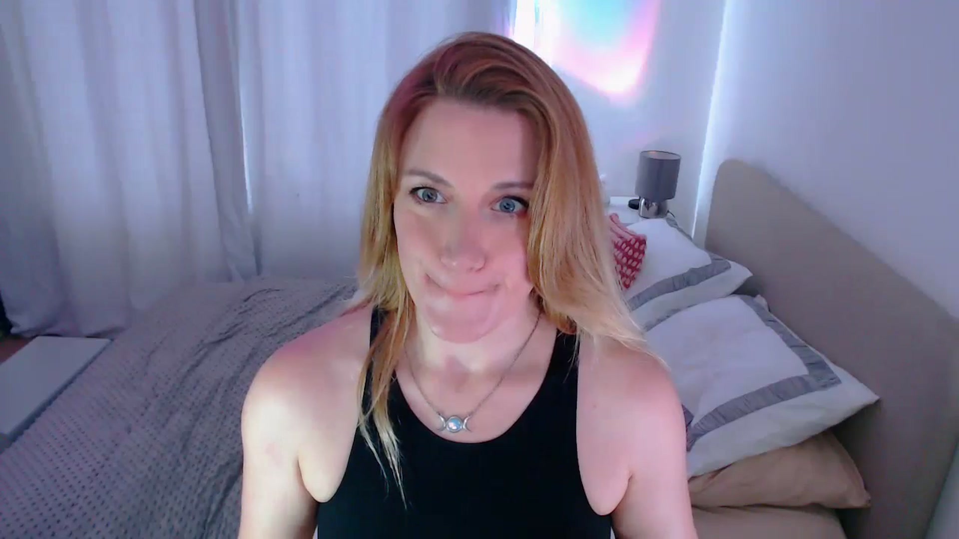 Gallery image thumbnail from xDaisyx's myfreecams stream on, 09/03/2024, 15:13 image 9 of 20