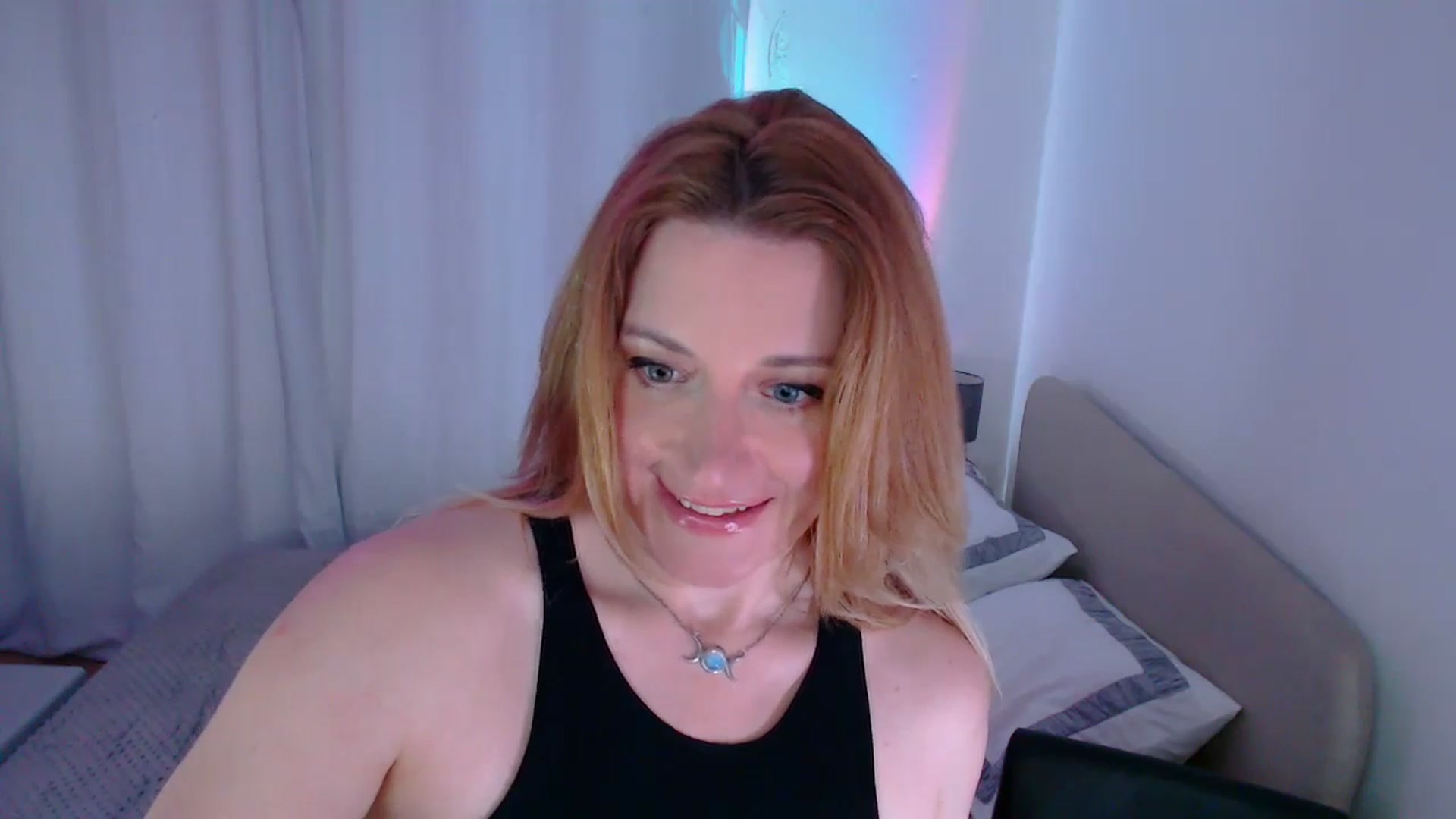 Gallery image thumbnail from xDaisyx's myfreecams stream on, 09/03/2024, 16:26 image 14 of 20