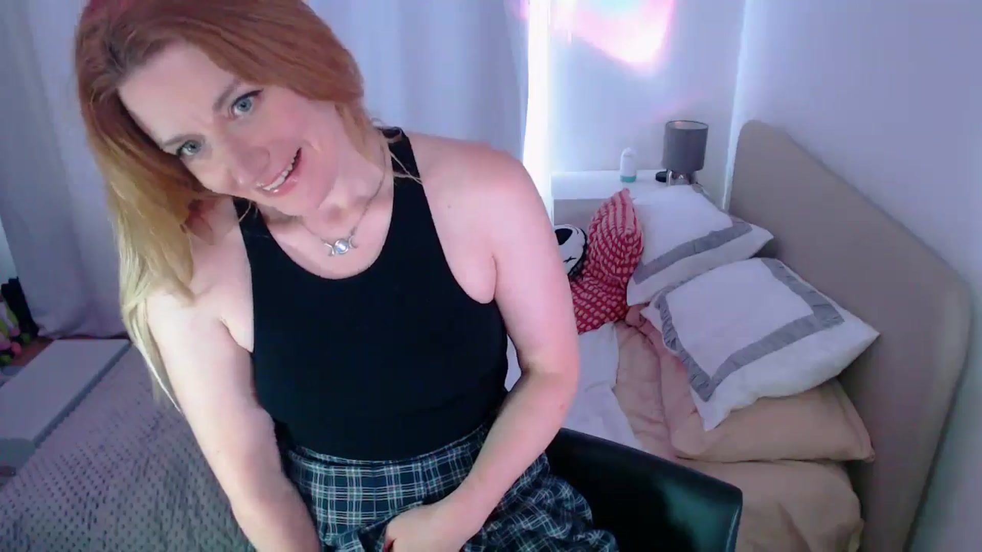 Gallery image thumbnail from xDaisyx's myfreecams stream on, 09/03/2024, 16:26 image 7 of 20