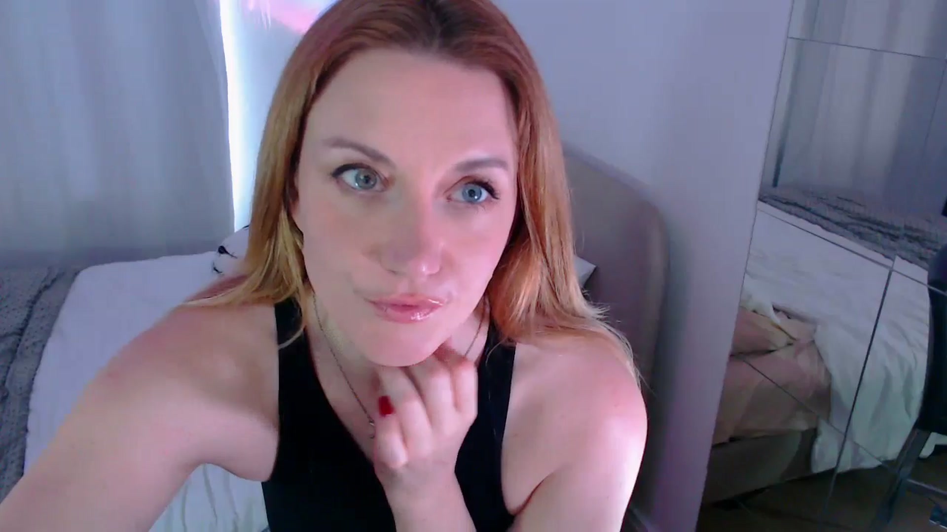 Gallery image thumbnail from xDaisyx's myfreecams stream on, 09/03/2024, 16:26 image 15 of 20