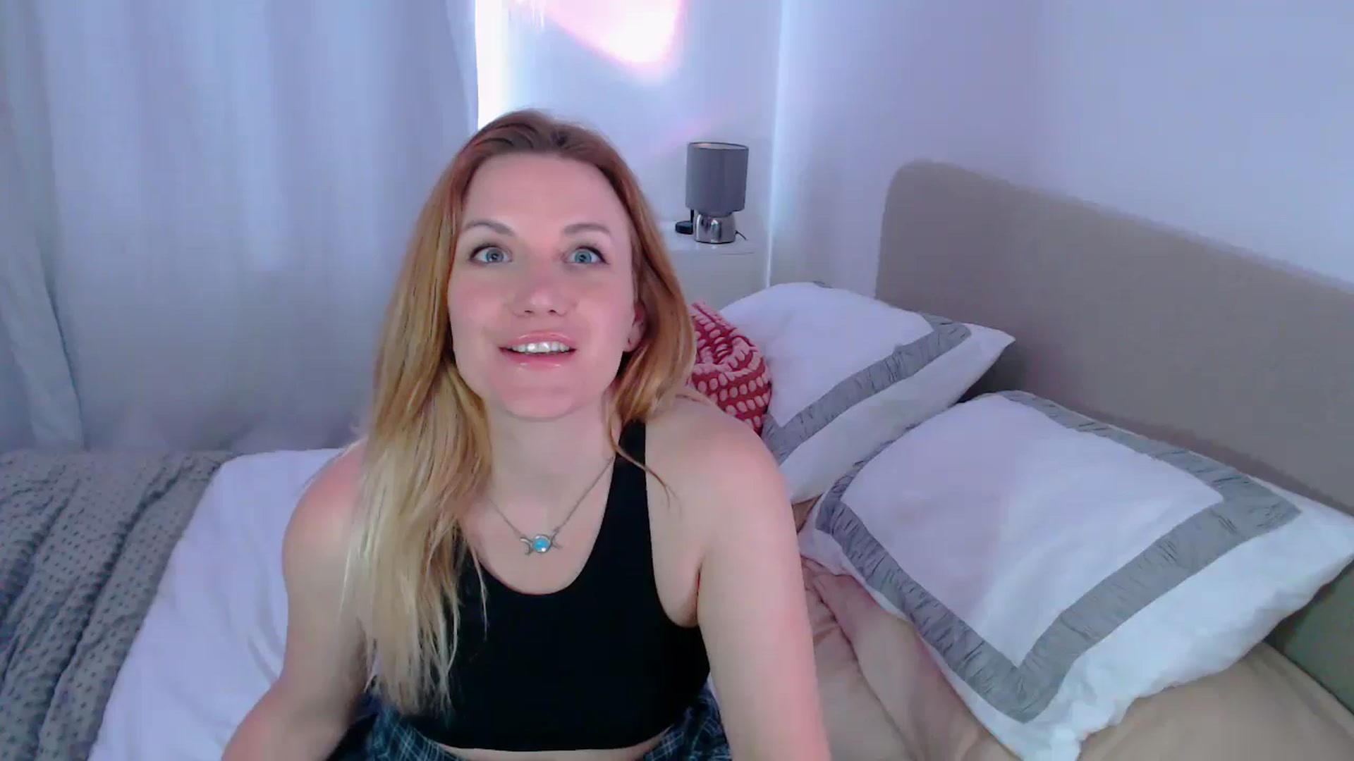 Gallery image thumbnail from xDaisyx's myfreecams stream on, 09/03/2024, 17:09 image 3 of 20