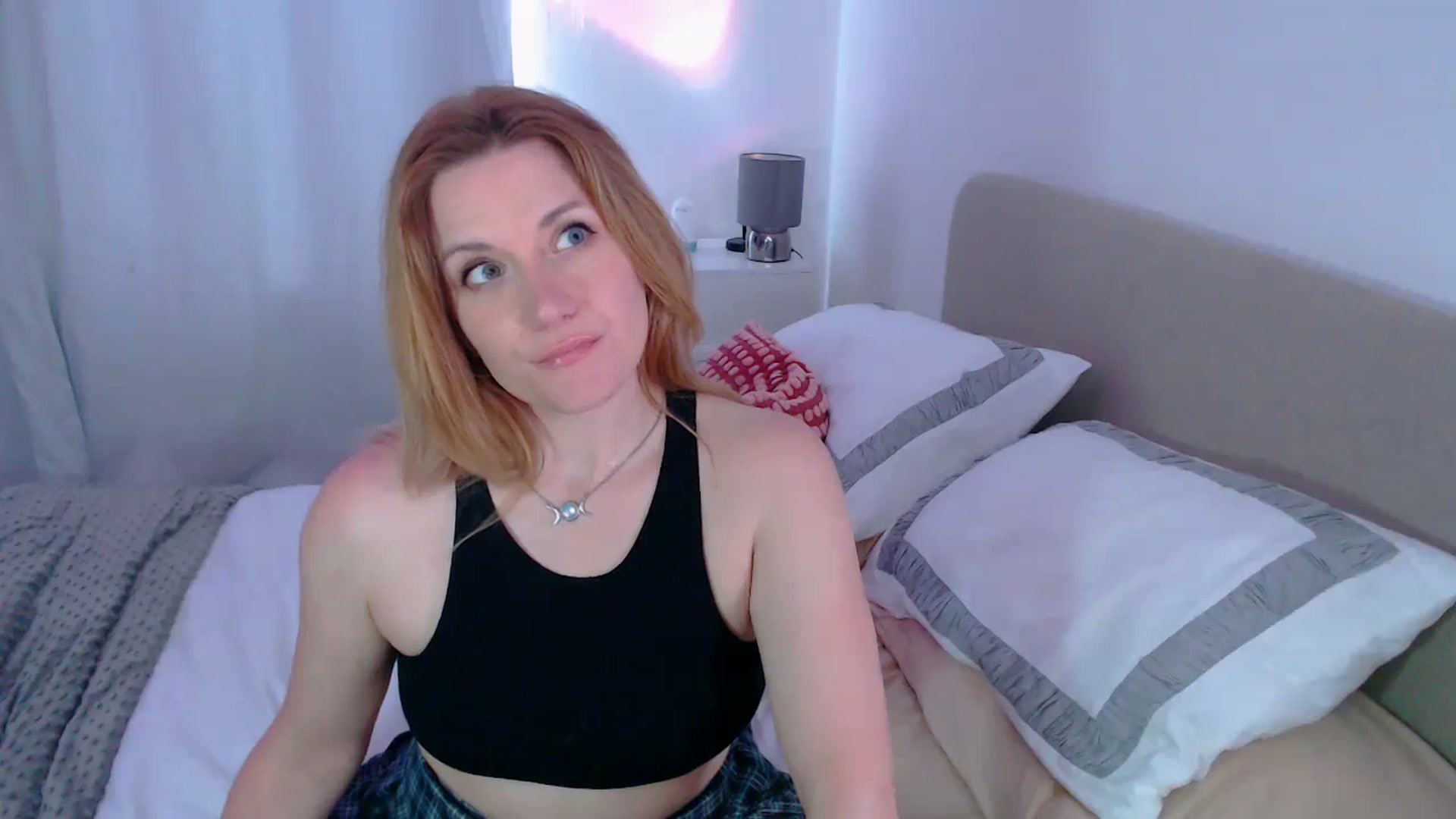 Gallery image thumbnail from xDaisyx's myfreecams stream on, 09/03/2024, 17:09 image 2 of 20