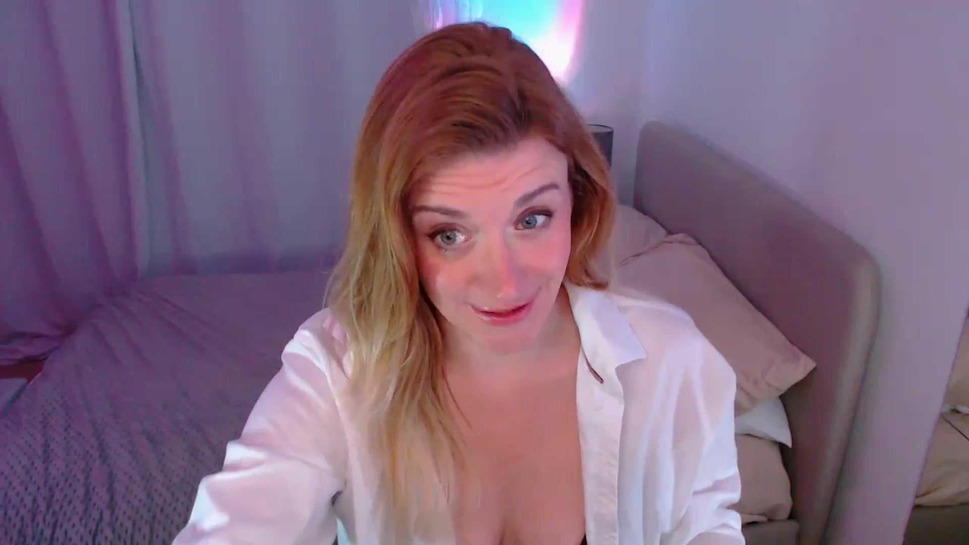 Gallery image thumbnail from xDaisyx's myfreecams stream on, 09/06/2024, 23:06 image 5 of 20