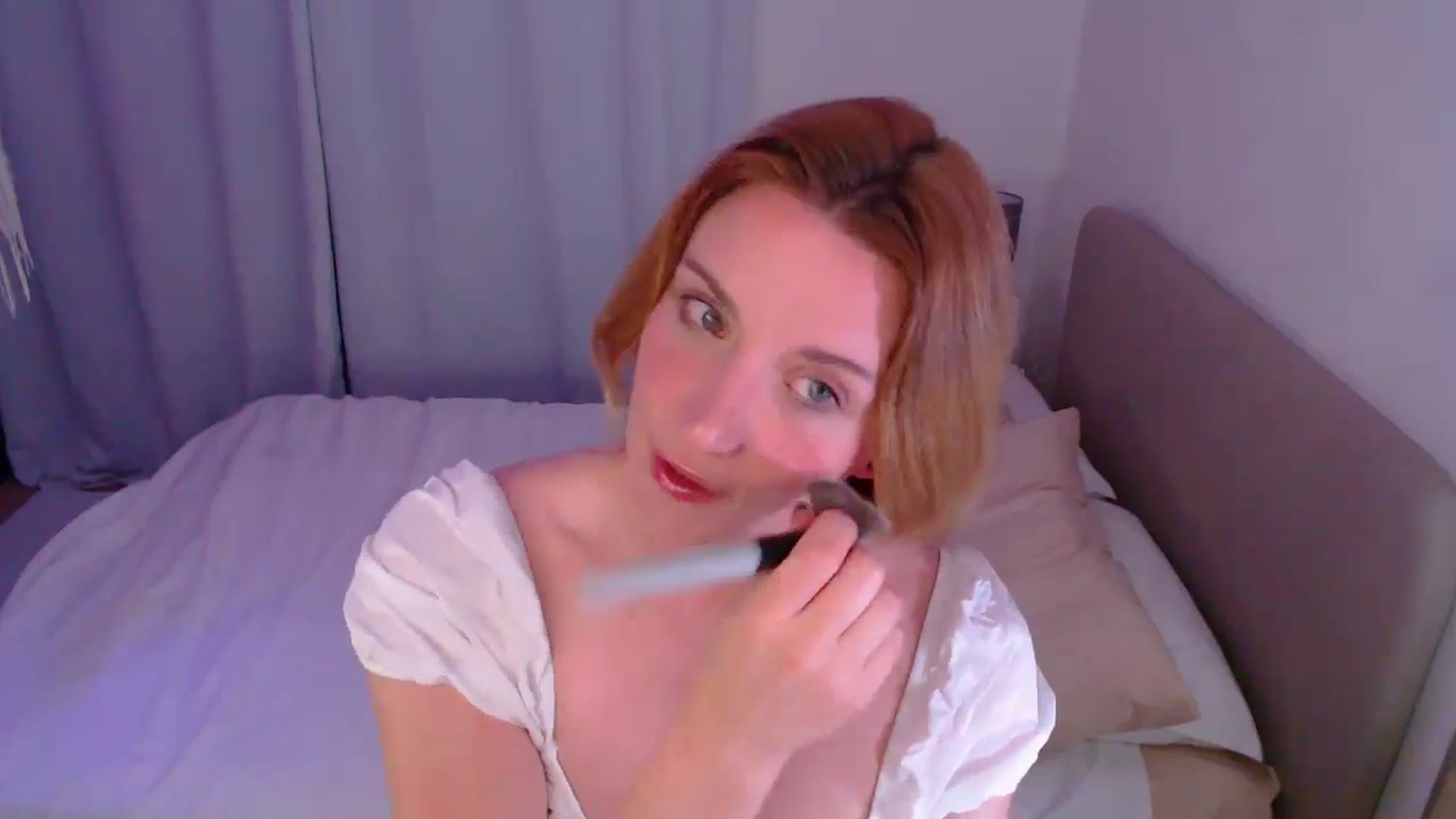 Gallery image thumbnail from xDaisyx's myfreecams stream on, 09/12/2024, 22:17 image 3 of 20