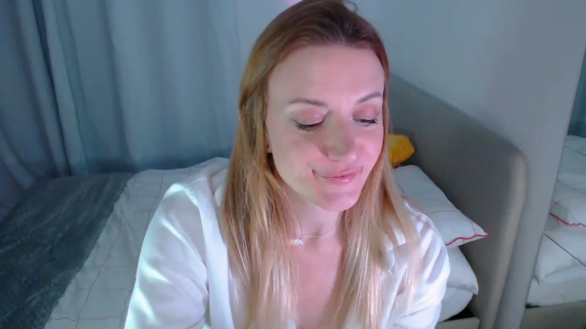 Gallery image thumbnail from xDaisyx's myfreecams stream on, 09/16/2024, 19:18 image 9 of 20