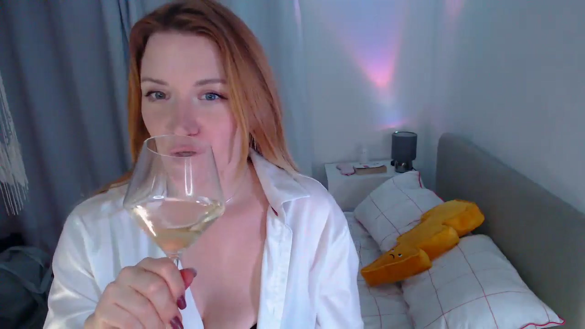 Gallery image thumbnail from xDaisyx's myfreecams stream on, 09/16/2024, 19:18 image 4 of 20