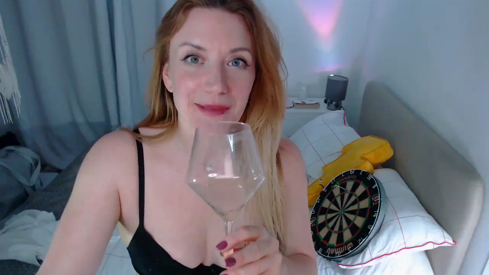 Gallery image thumbnail from xDaisyx's myfreecams stream on, 09/17/2024, 06:12 image 8 of 20