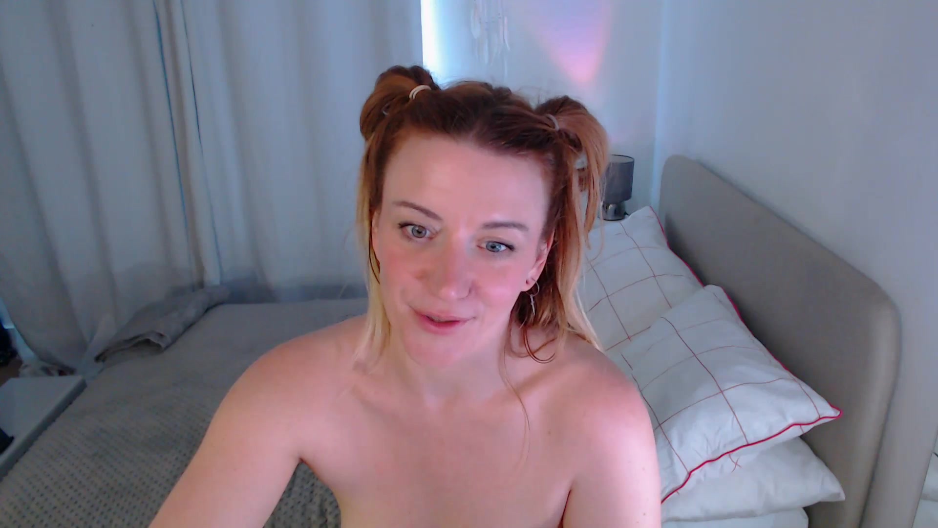 Gallery image thumbnail from xDaisyx's myfreecams stream on, 09/19/2024, 18:06 image 17 of 20