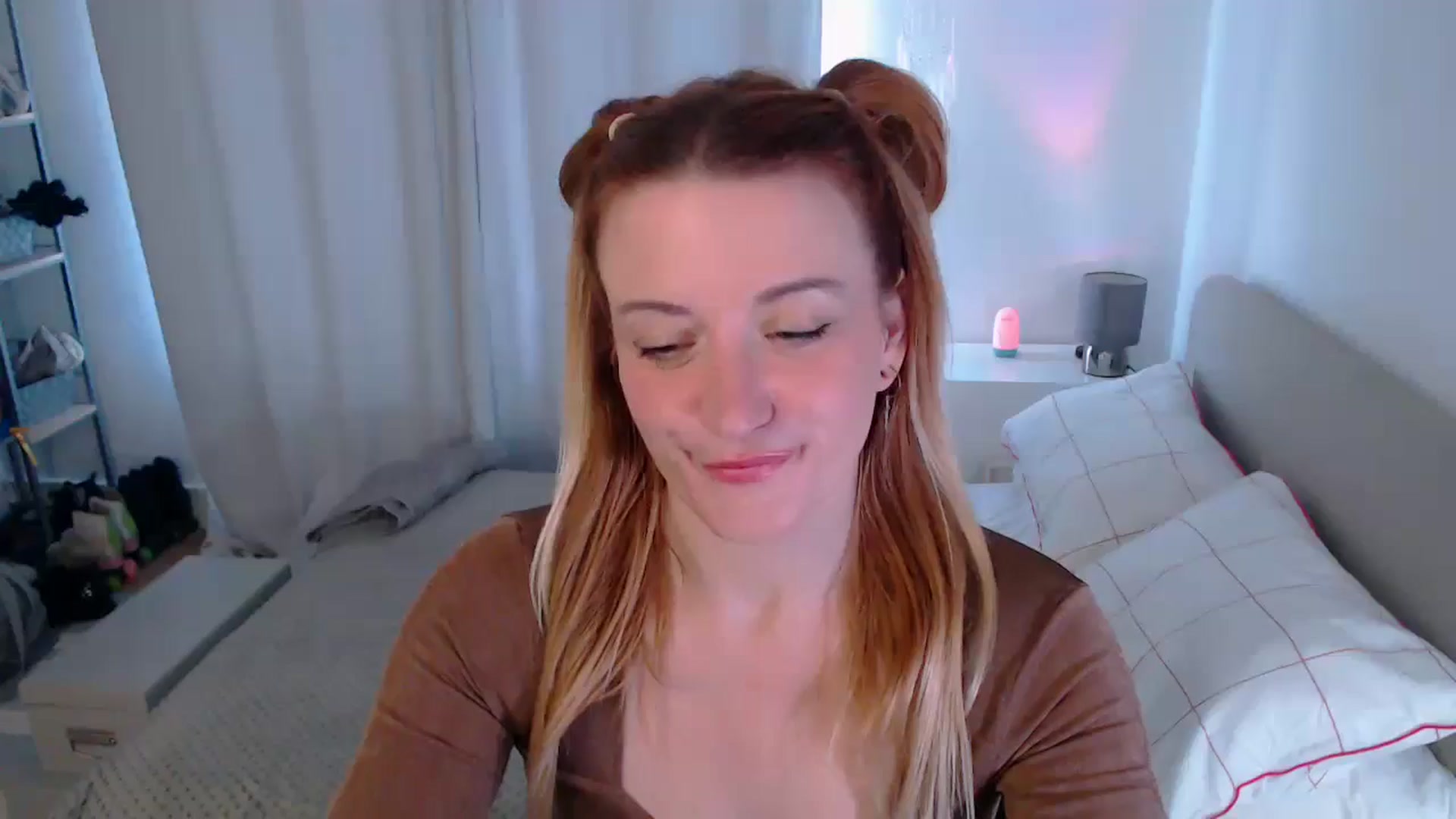 Gallery image thumbnail from xDaisyx's myfreecams stream on, 09/19/2024, 18:06 image 6 of 20