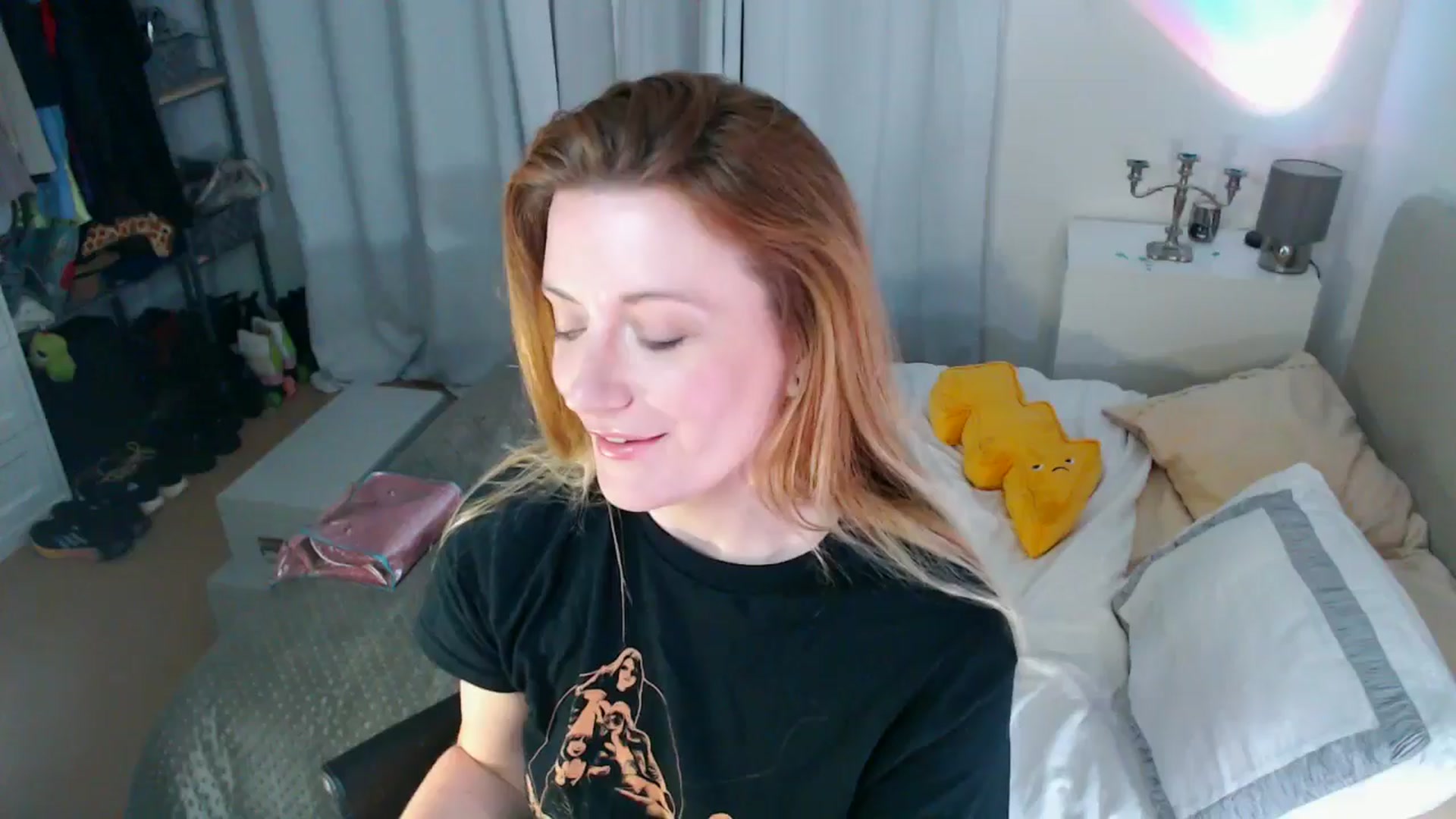 Gallery image thumbnail from xDaisyx's myfreecams stream on, 09/26/2024, 20:07 image 1 of 20