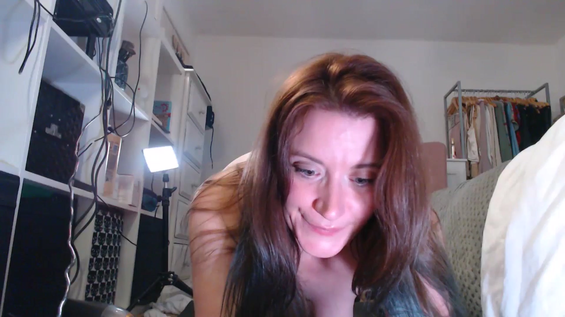 Gallery image thumbnail from xDaisyx's myfreecams stream on, 10/16/2024, 24:04 image 19 of 20