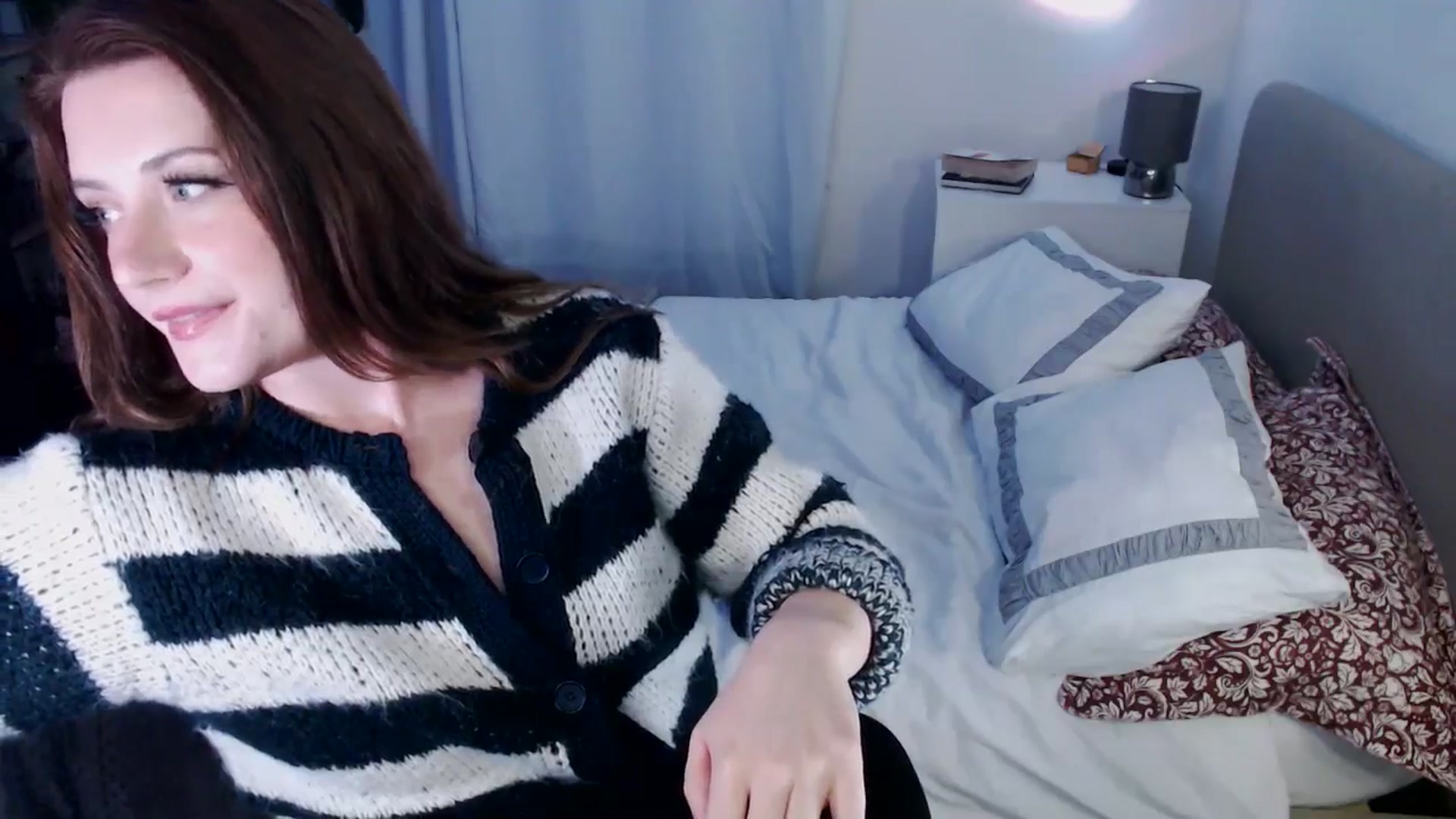 Gallery image thumbnail from xDaisyx's myfreecams stream on, 10/29/2024, 20:05 image 9 of 20