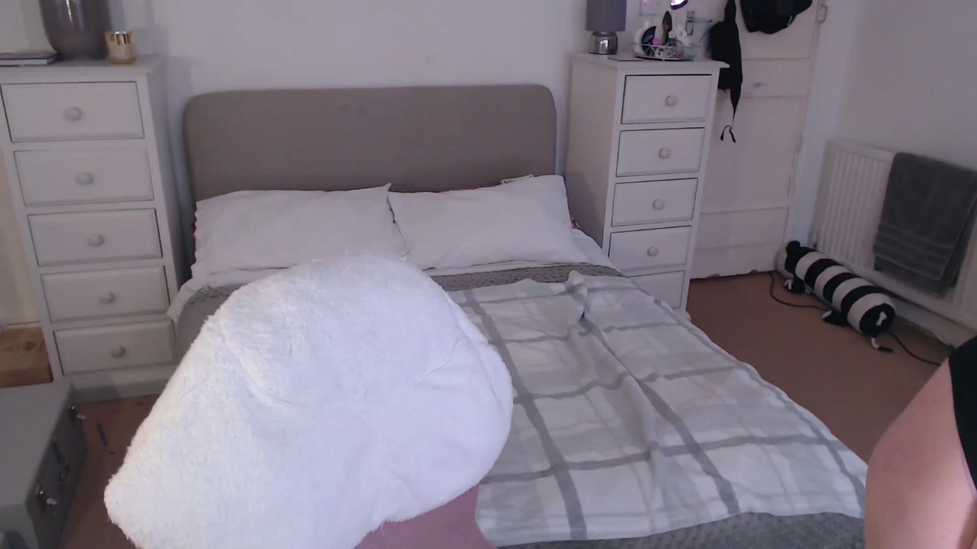 Gallery image thumbnail from xDaisyx's myfreecams stream on, 11/15/2024, 16:34 image 2 of 20