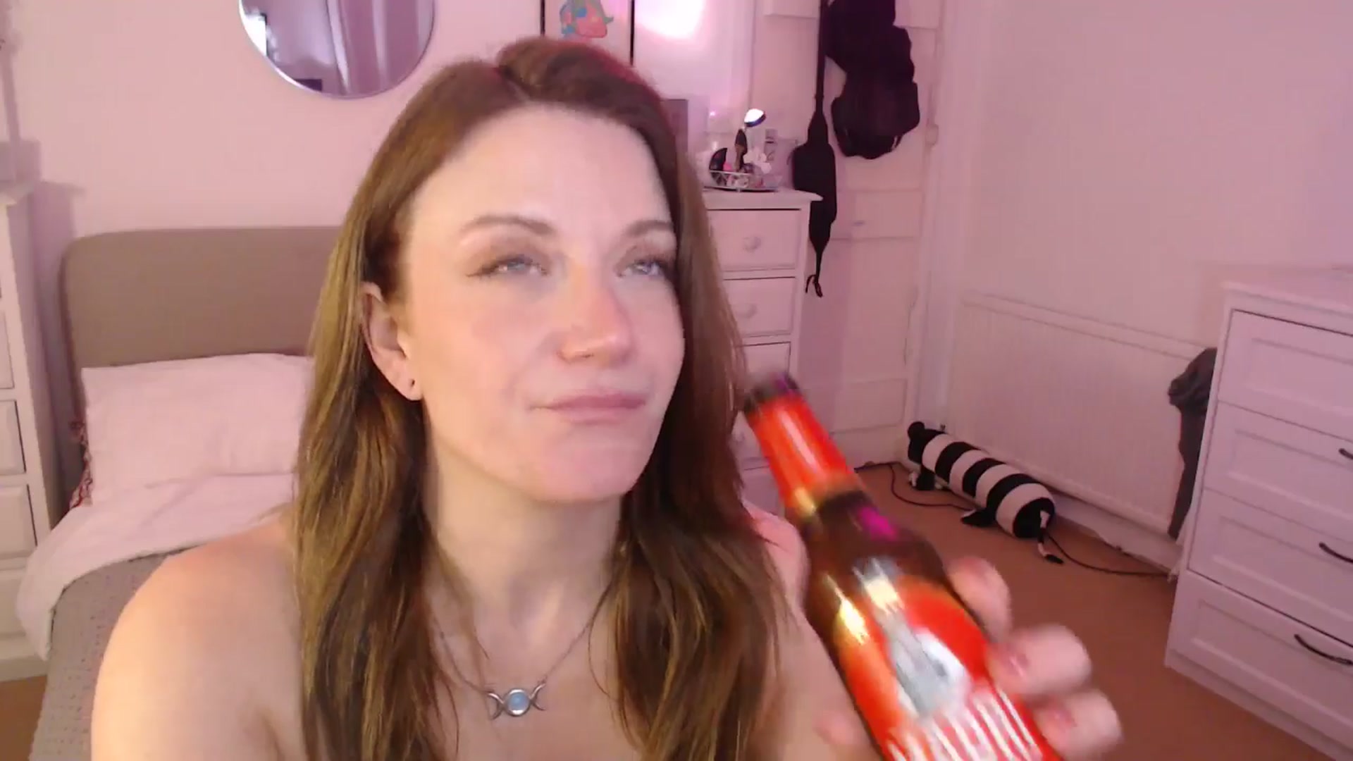 Gallery image thumbnail from xDaisyx's myfreecams stream on, 11/15/2024, 18:17 image 2 of 20