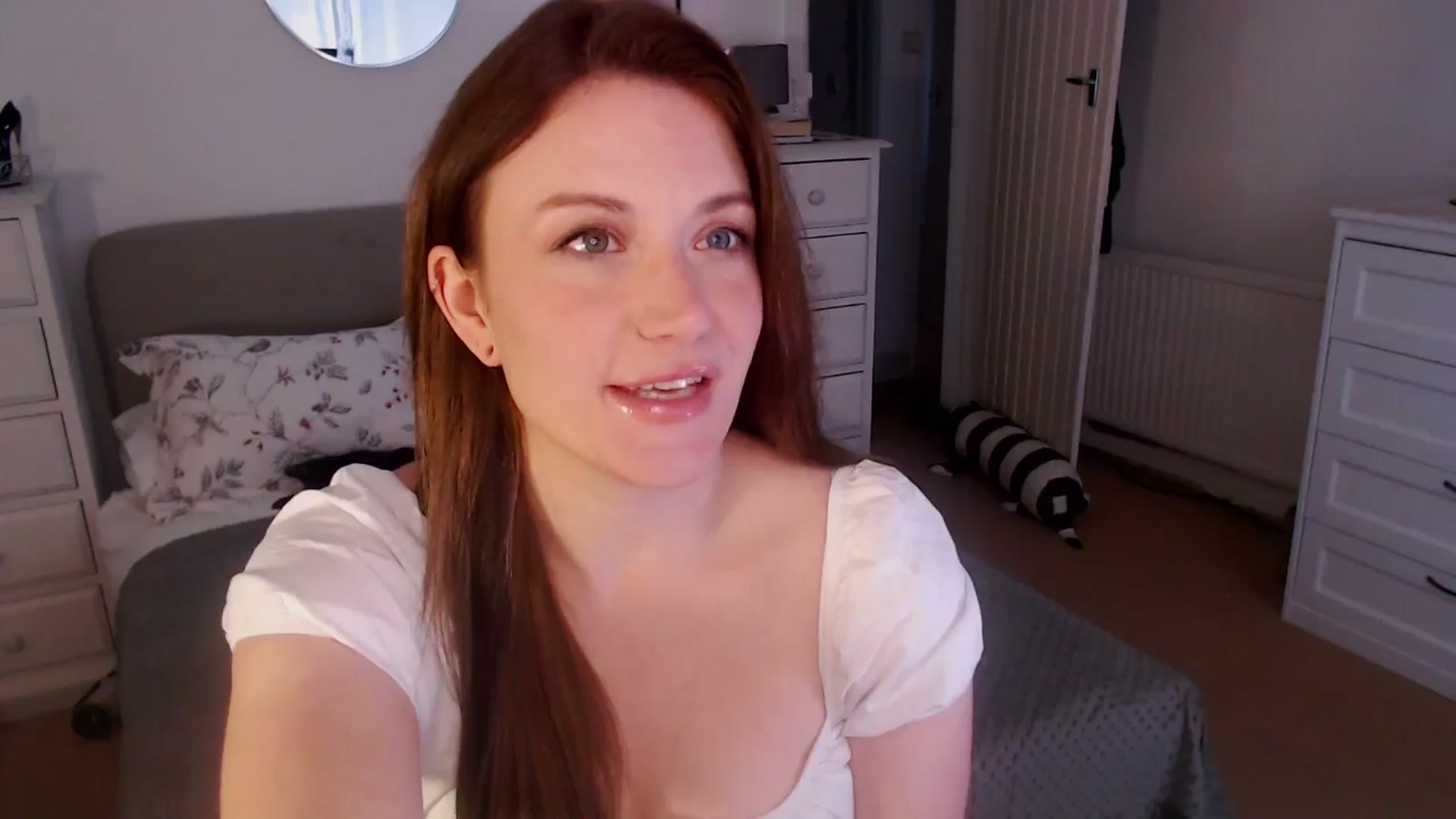 Gallery image thumbnail from xDaisyx's myfreecams stream on, 12/06/2024, 16:26 image 6 of 20
