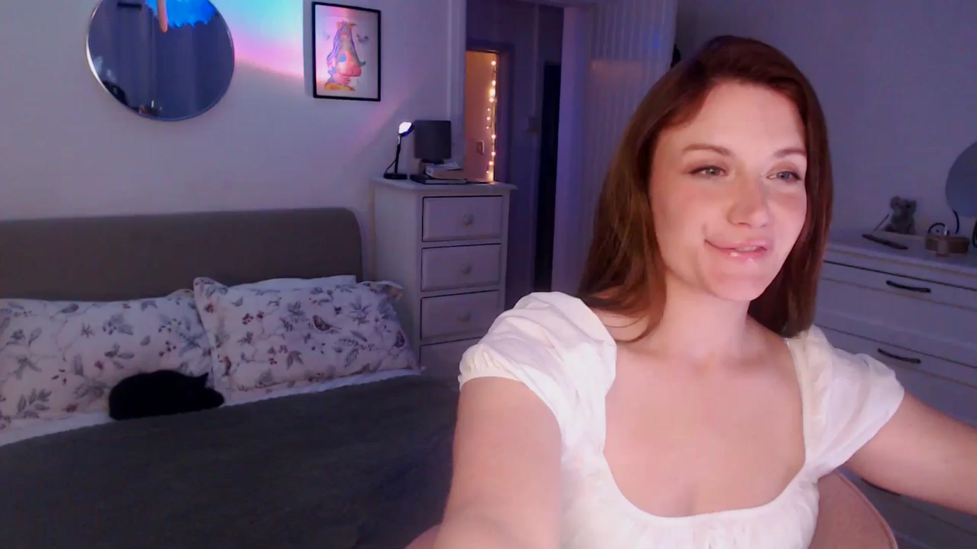 Gallery image thumbnail from xDaisyx's myfreecams stream on, 12/06/2024, 16:26 image 14 of 20