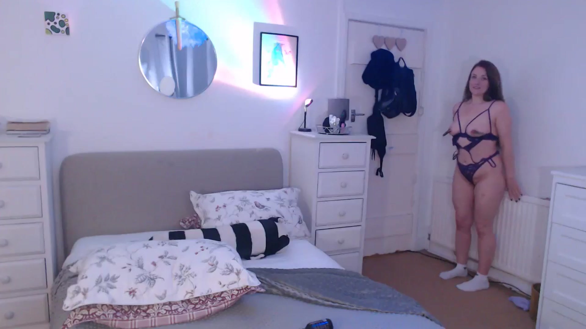 Gallery image thumbnail from xDaisyx's myfreecams stream on, 12/09/2024, 18:13 image 15 of 20