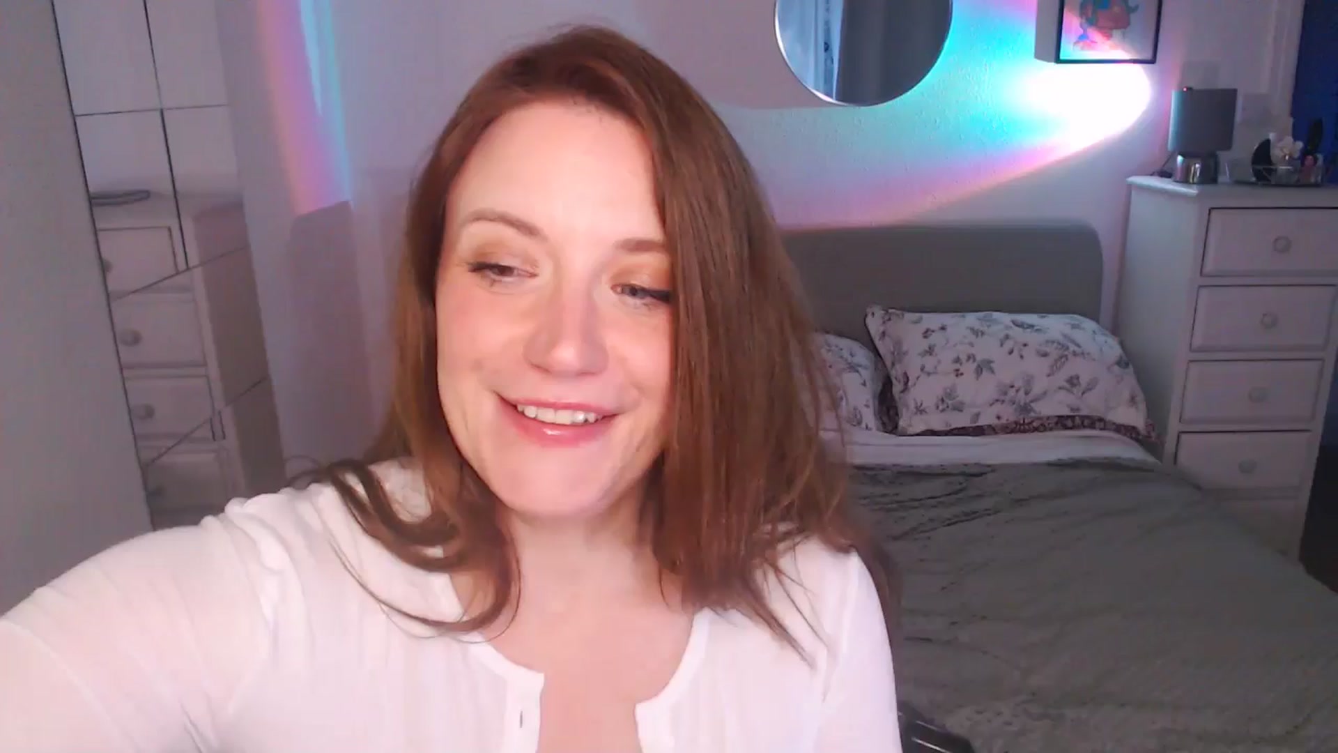 Gallery image thumbnail from xDaisyx's myfreecams stream on, 12/10/2024, 16:37 image 14 of 20
