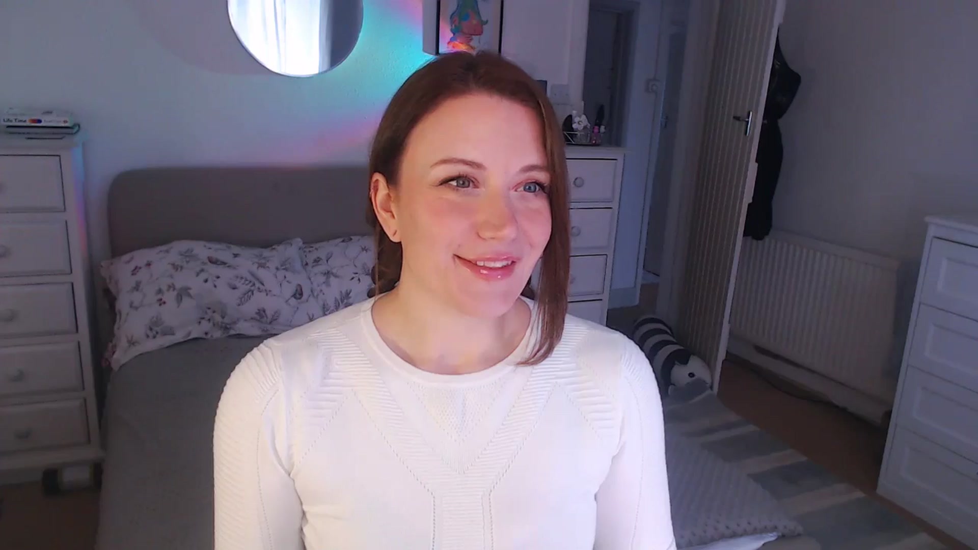 Gallery image thumbnail from xDaisyx's myfreecams stream on, 12/12/2024, 16:48 image 4 of 20