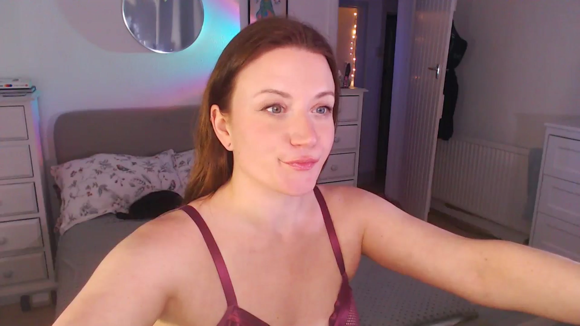 Gallery image thumbnail from xDaisyx's myfreecams stream on, 12/12/2024, 17:23 image 17 of 20