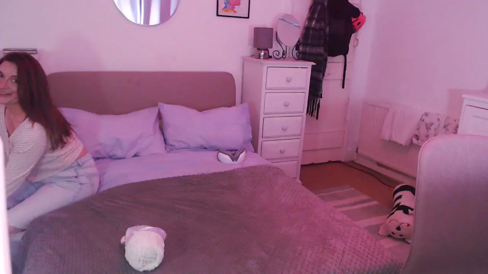 Gallery image thumbnail from xDaisyx's myfreecams stream on, 12/17/2024, 18:02 image 6 of 20