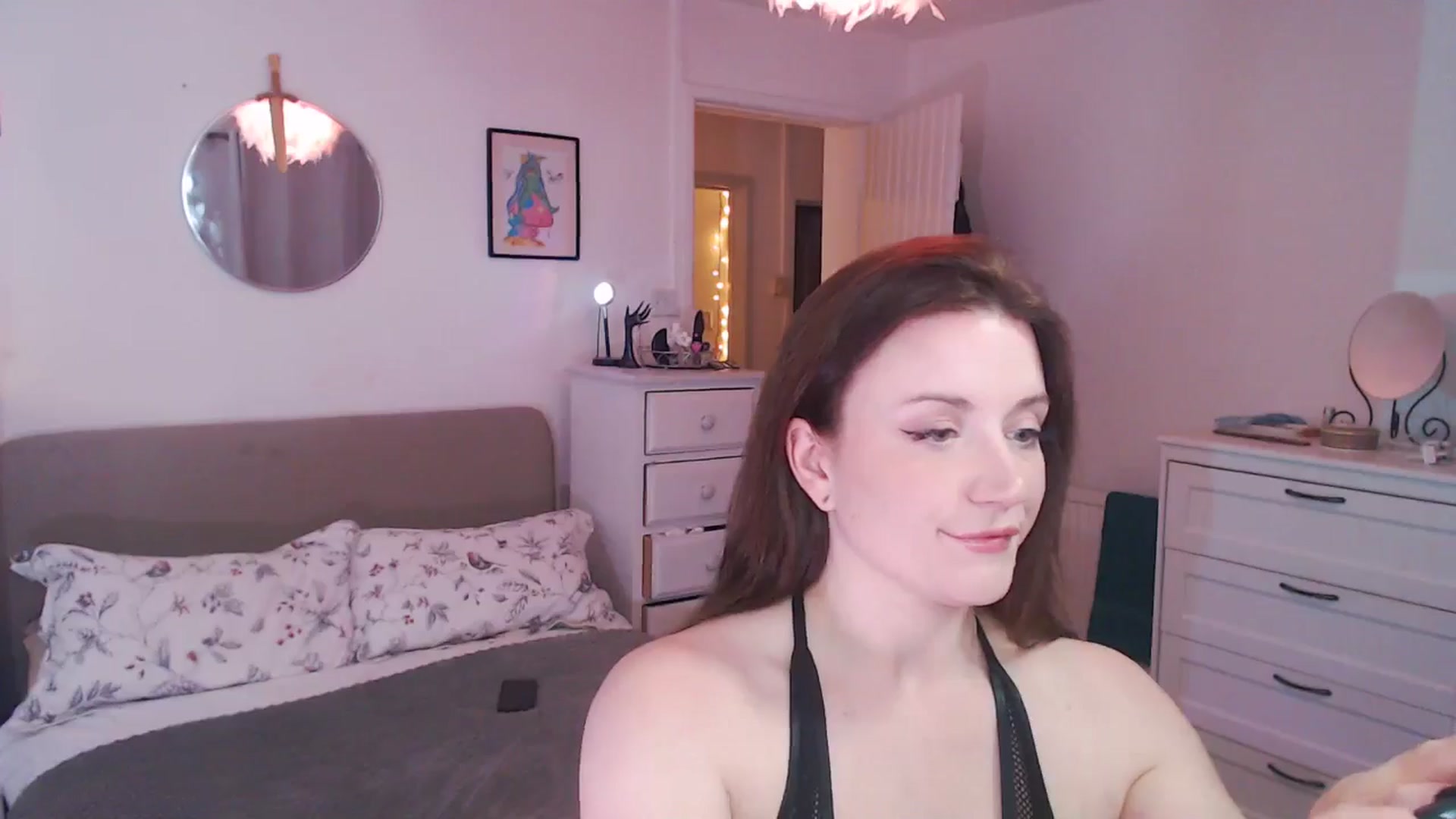 Gallery image thumbnail from xDaisyx's myfreecams stream on, 12/22/2024, 20:47 image 15 of 20