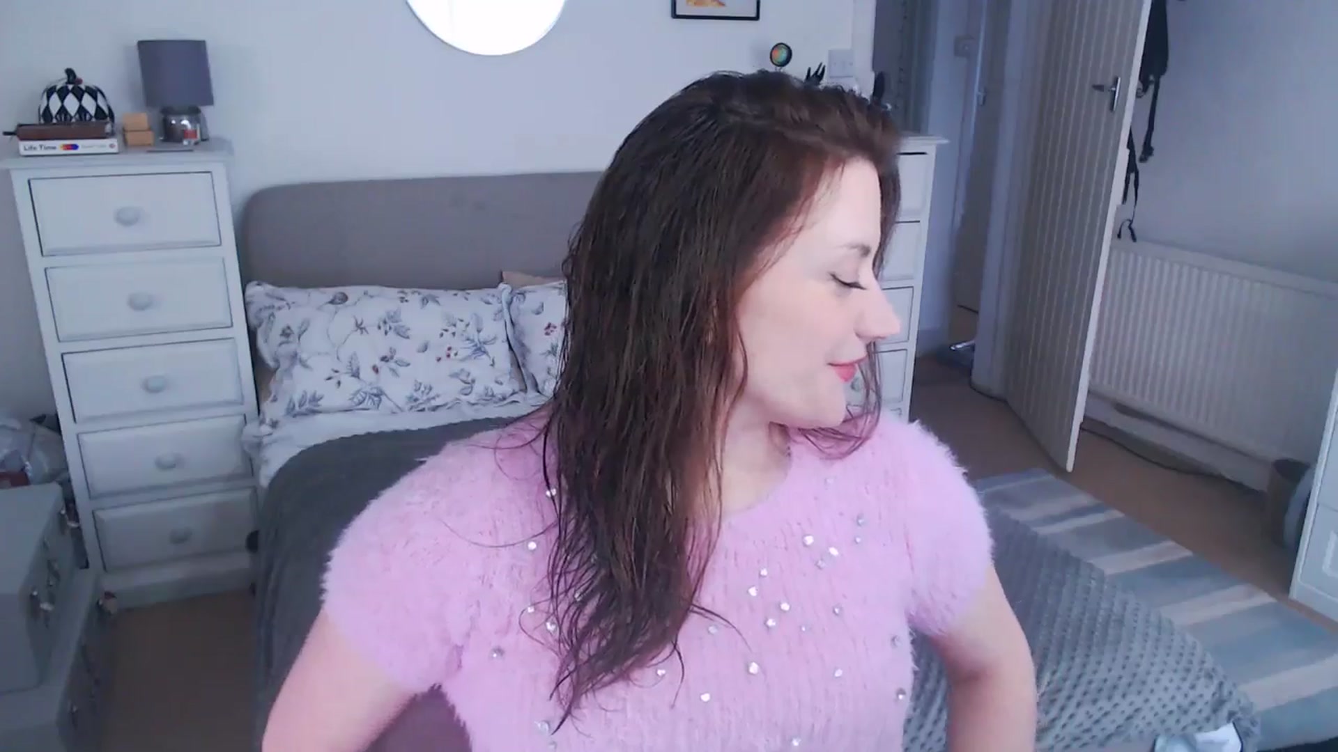 Gallery image thumbnail from xDaisyx's myfreecams stream on, 12/23/2024, 14:58 image 4 of 20