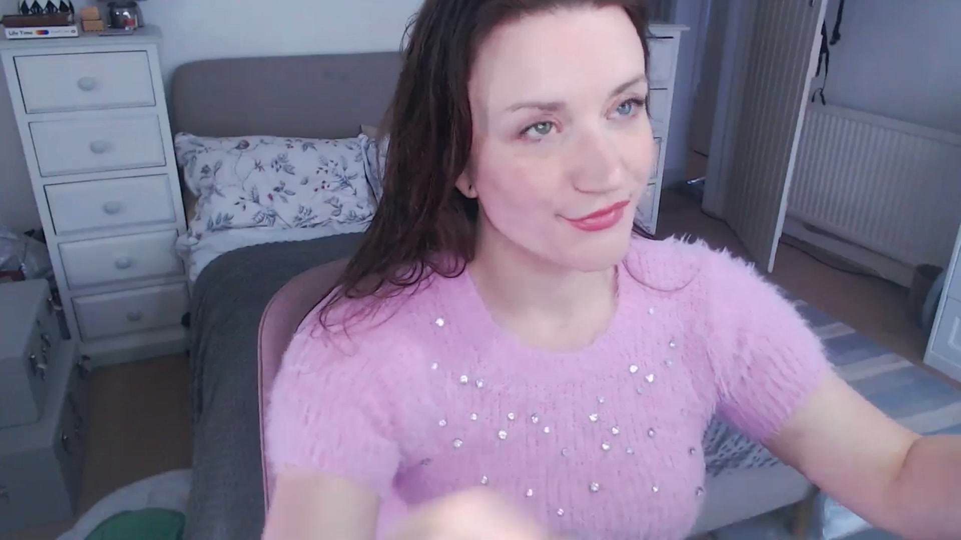 Gallery image thumbnail from xDaisyx's myfreecams stream on, 12/23/2024, 14:58 image 7 of 20