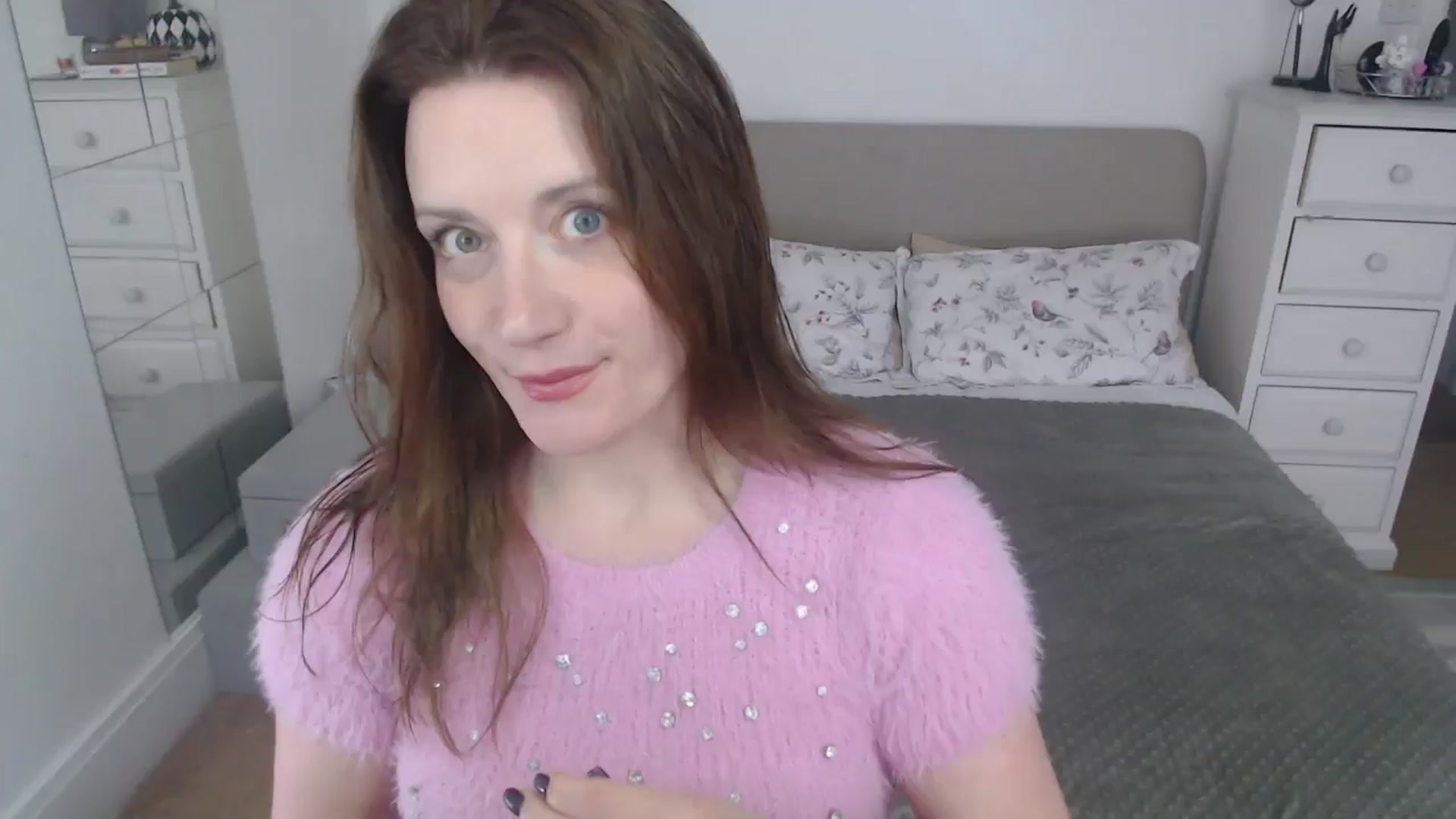 Gallery image thumbnail from xDaisyx's myfreecams stream on, 12/23/2024, 16:32 image 2 of 20