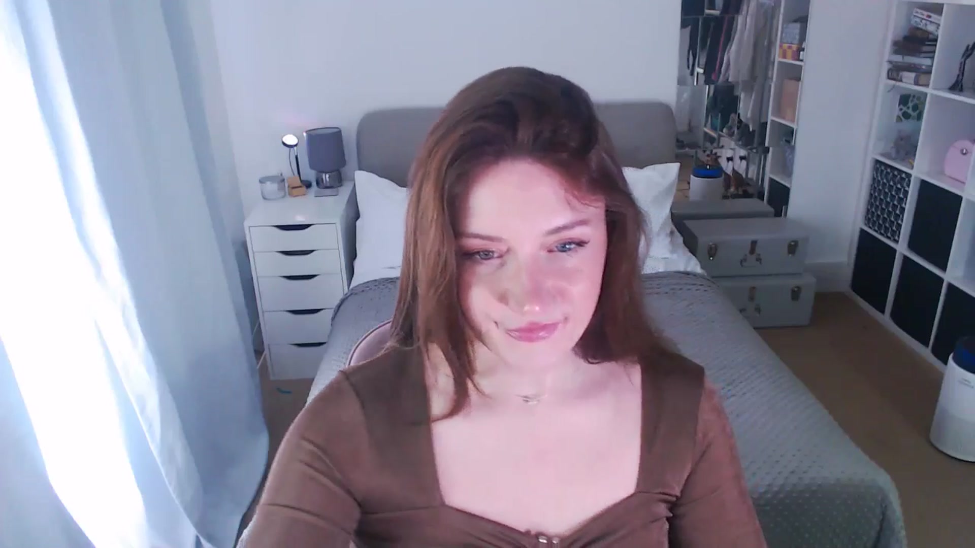 Gallery image thumbnail from xDaisyx's myfreecams stream on, 01/06/2025, 12:30 image 12 of 20