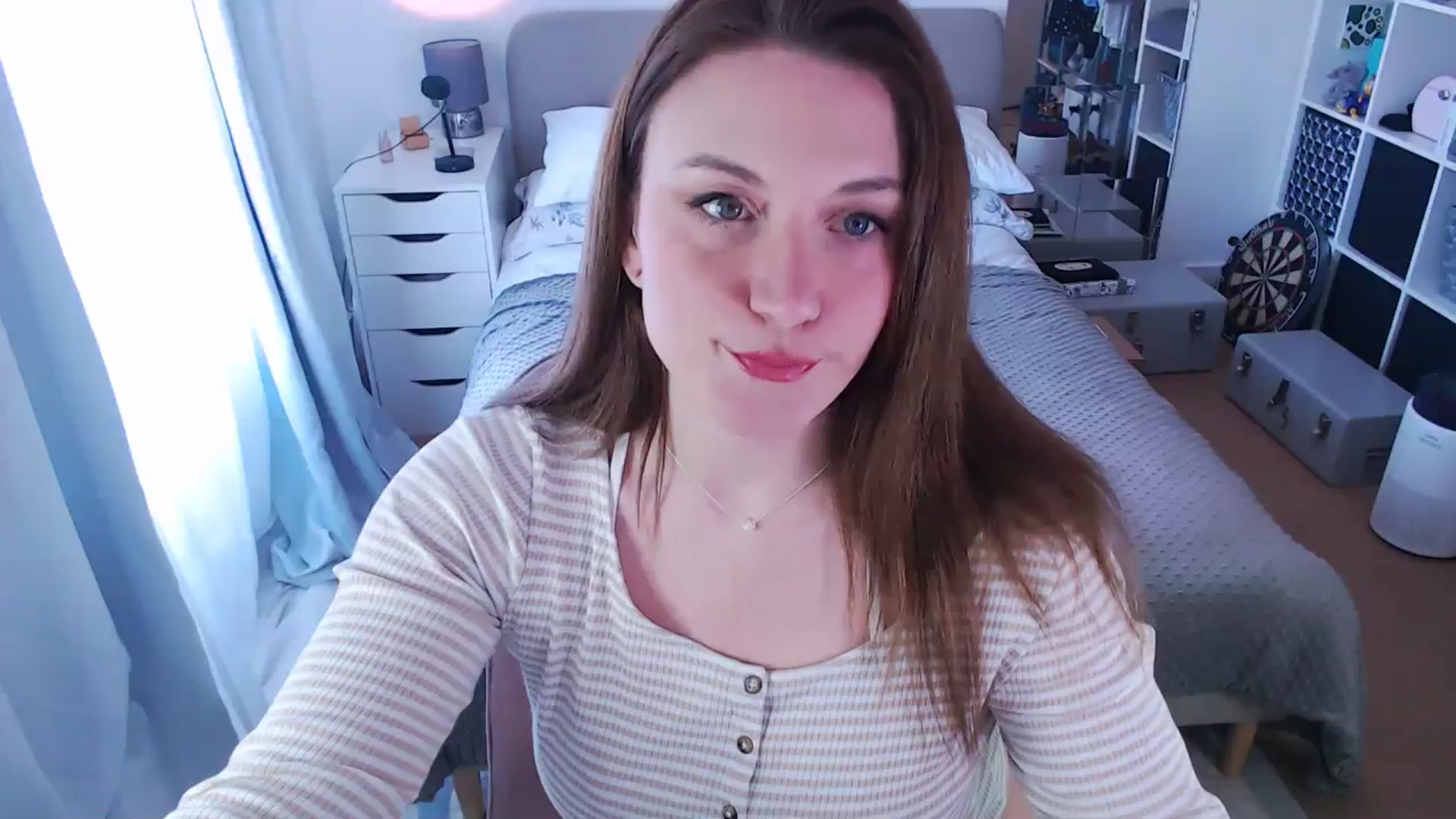 Gallery image thumbnail from xDaisyx's myfreecams stream on, 01/09/2025, 13:54 image 1 of 20