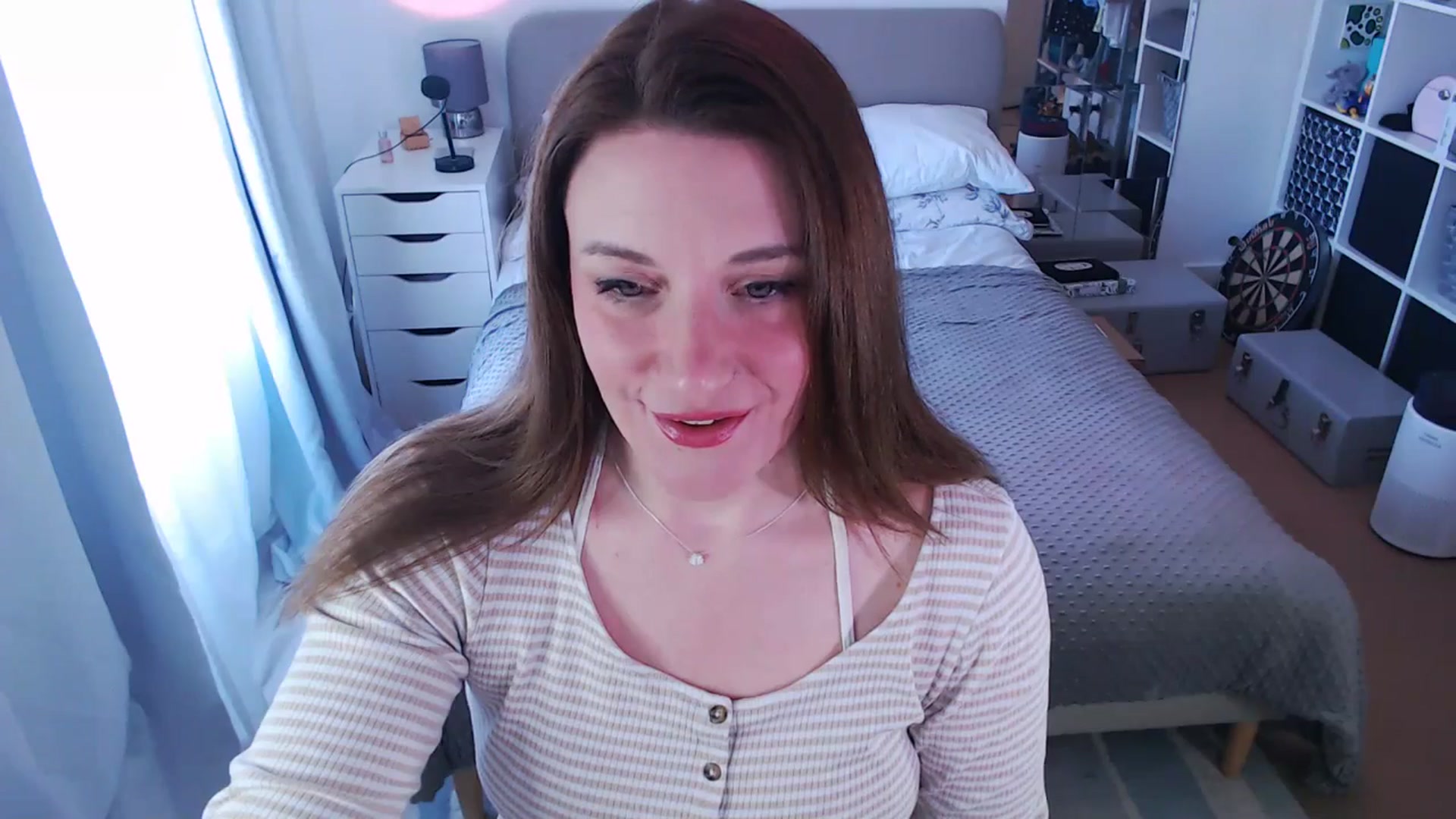 Gallery image thumbnail from xDaisyx's myfreecams stream on, 01/09/2025, 13:54 image 3 of 20