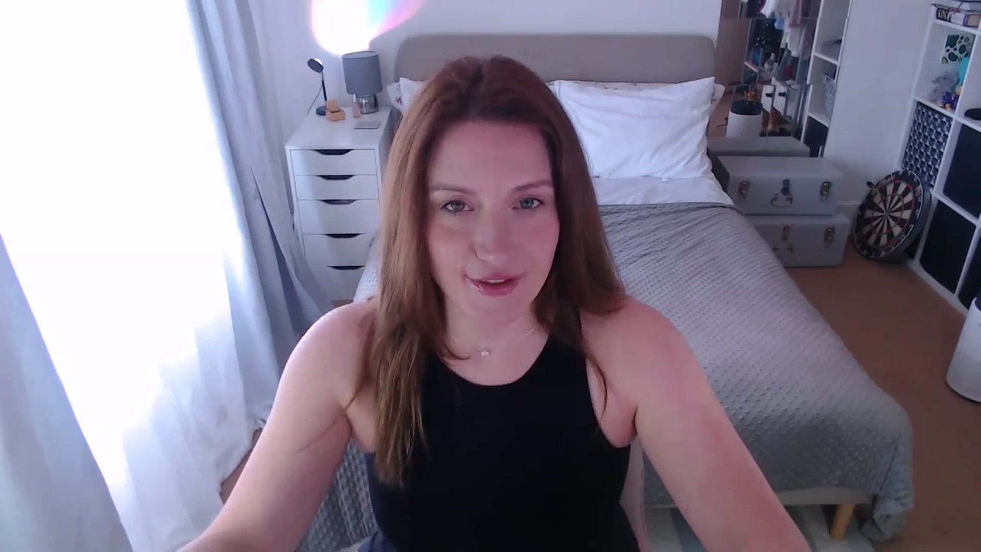 Gallery image thumbnail from xDaisyx's myfreecams stream on, 01/10/2025, 14:15 image 6 of 20