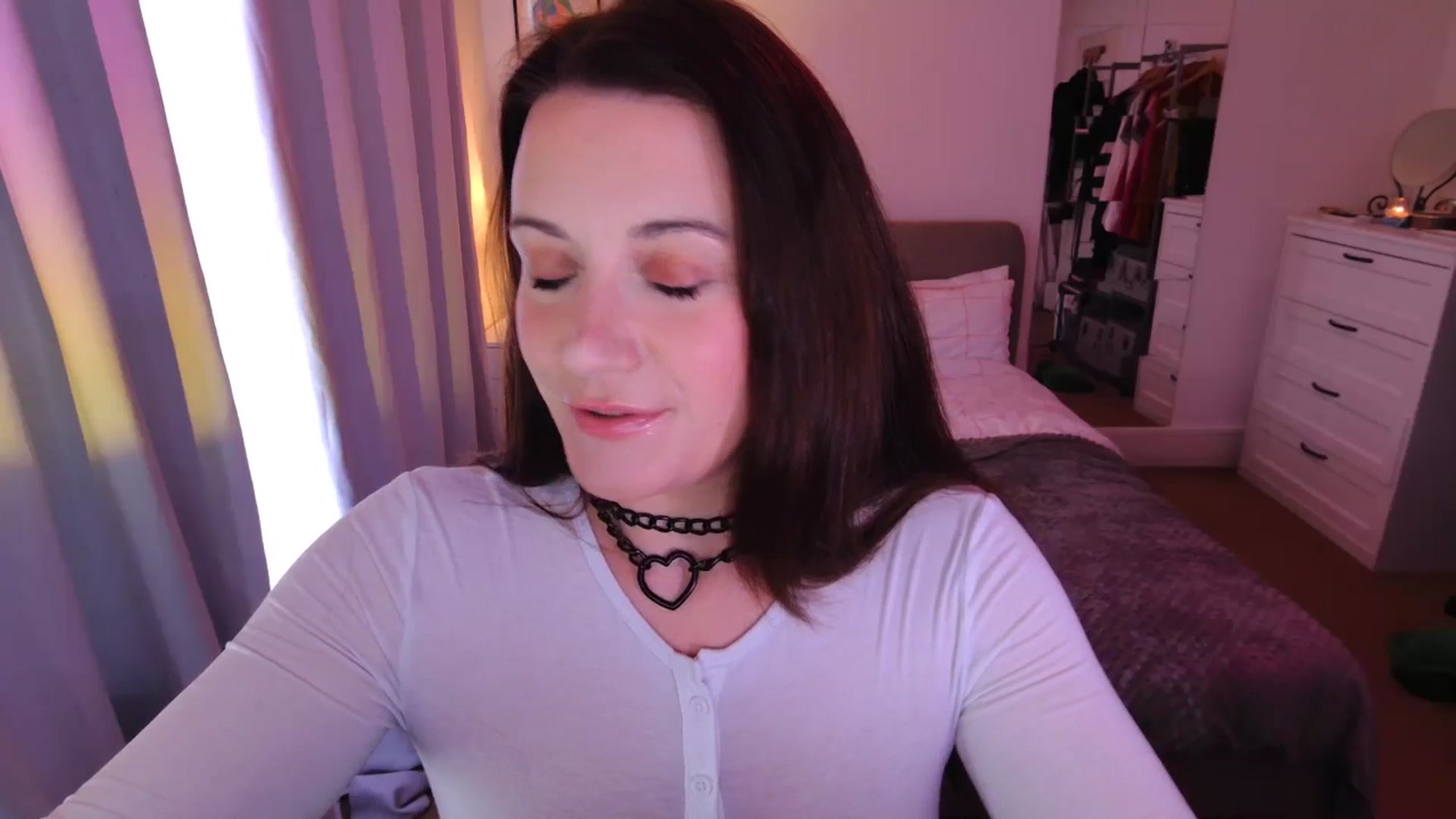 Gallery image thumbnail from xDaisyx's myfreecams stream on, 02/25/2025, 17:02 image 6 of 20