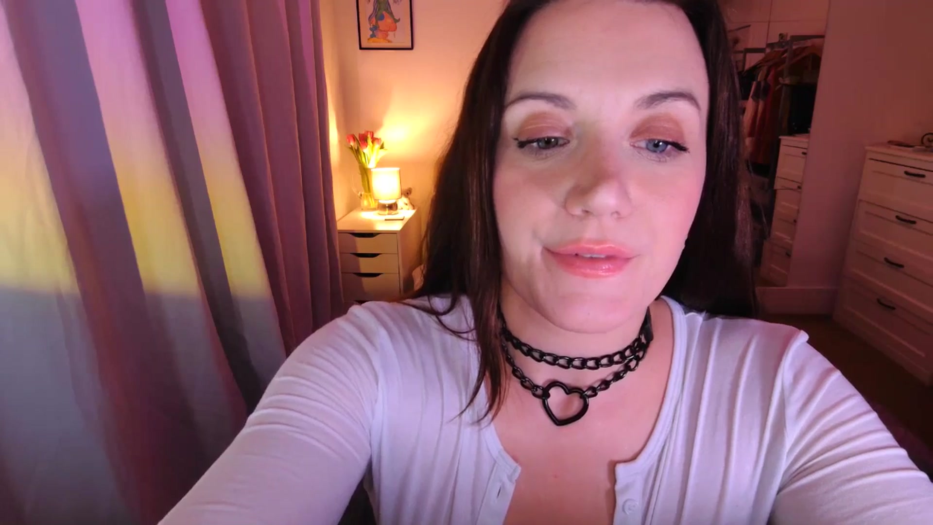Gallery image thumbnail from xDaisyx's myfreecams stream on, 02/25/2025, 19:25 image 15 of 20