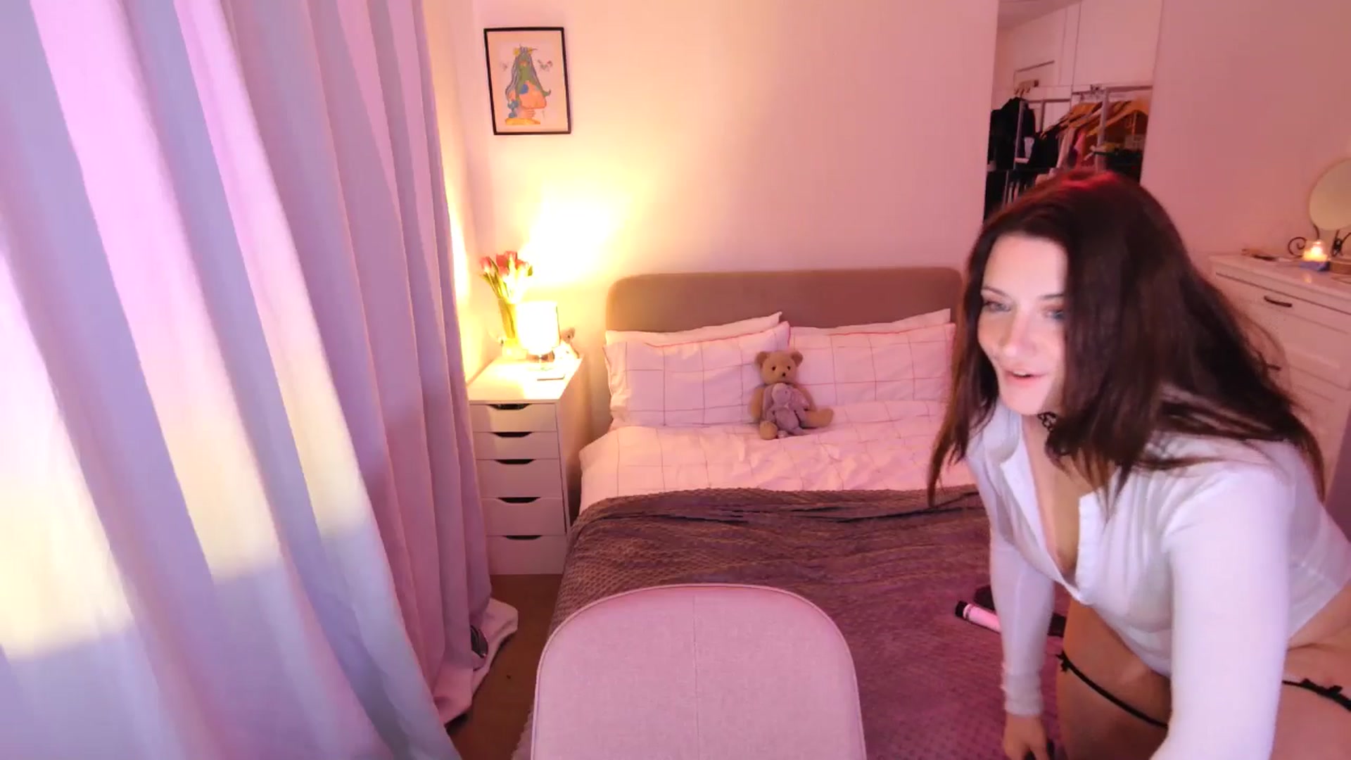 Gallery image thumbnail from xDaisyx's myfreecams stream on, 02/25/2025, 19:25 image 7 of 20