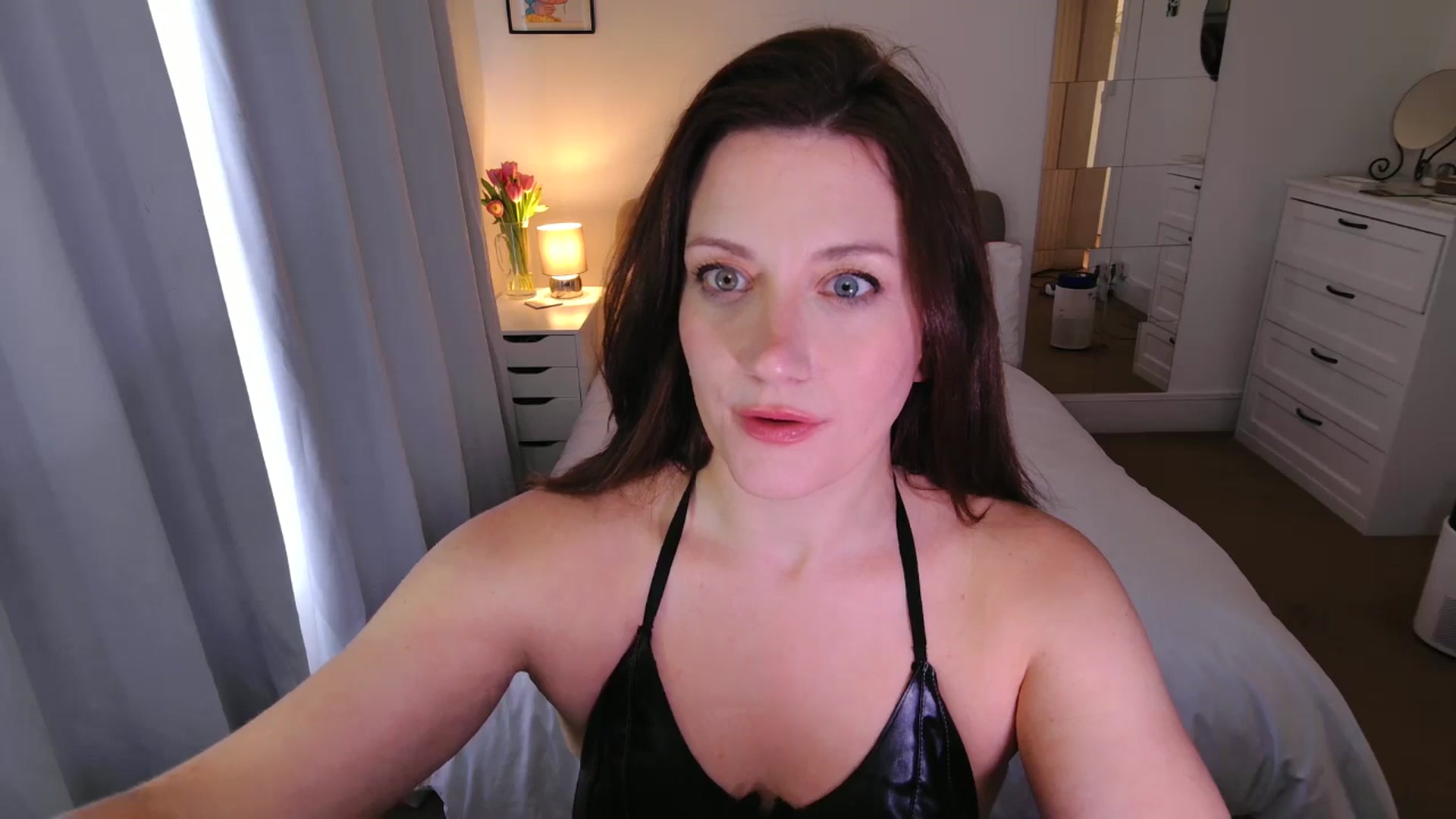 Gallery image thumbnail from xDaisyx's myfreecams stream on, 02/27/2025, 16:51 image 10 of 20