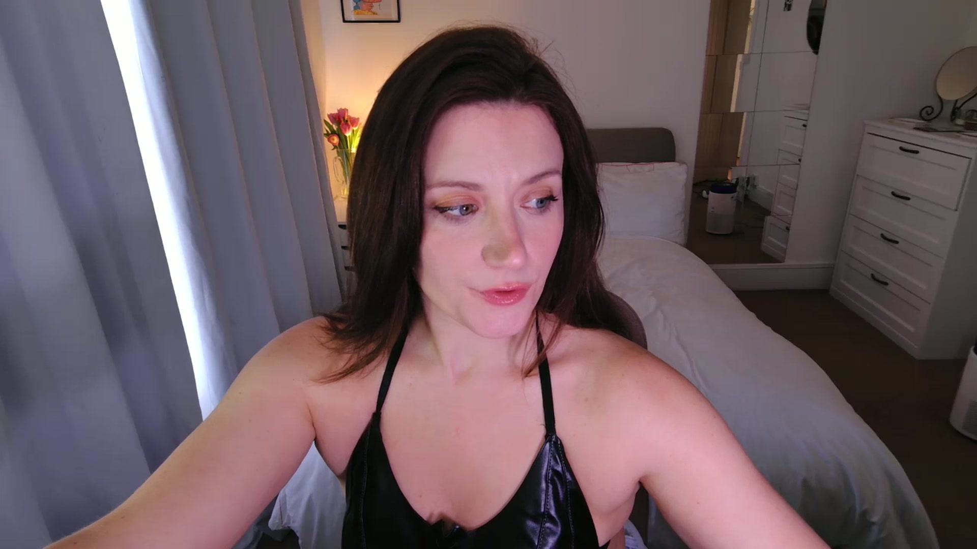 Gallery image thumbnail from xDaisyx's myfreecams stream on, 02/27/2025, 16:51 image 13 of 20